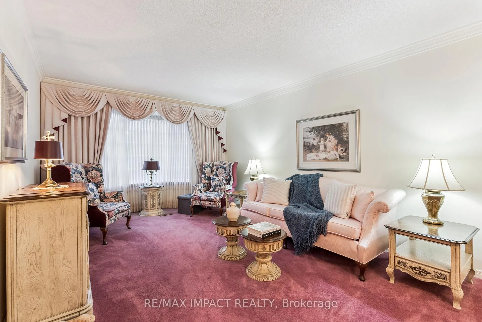 Photo 9 of 145 Hialeah Crescent, Whitby, Blue Grass Meadows — HOMEH