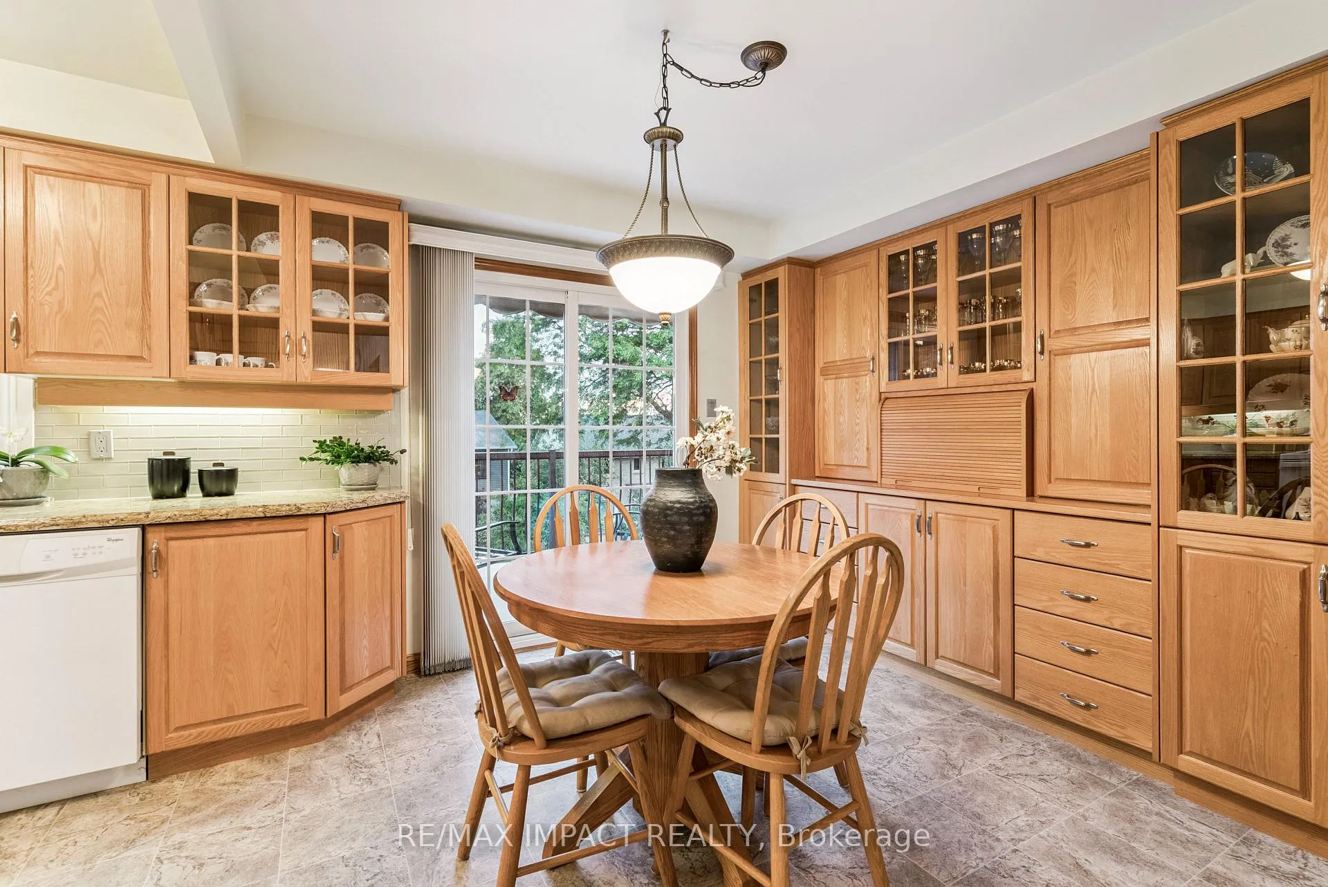 Photo 11 of 145 Hialeah Crescent, Whitby, Blue Grass Meadows — HOMEH