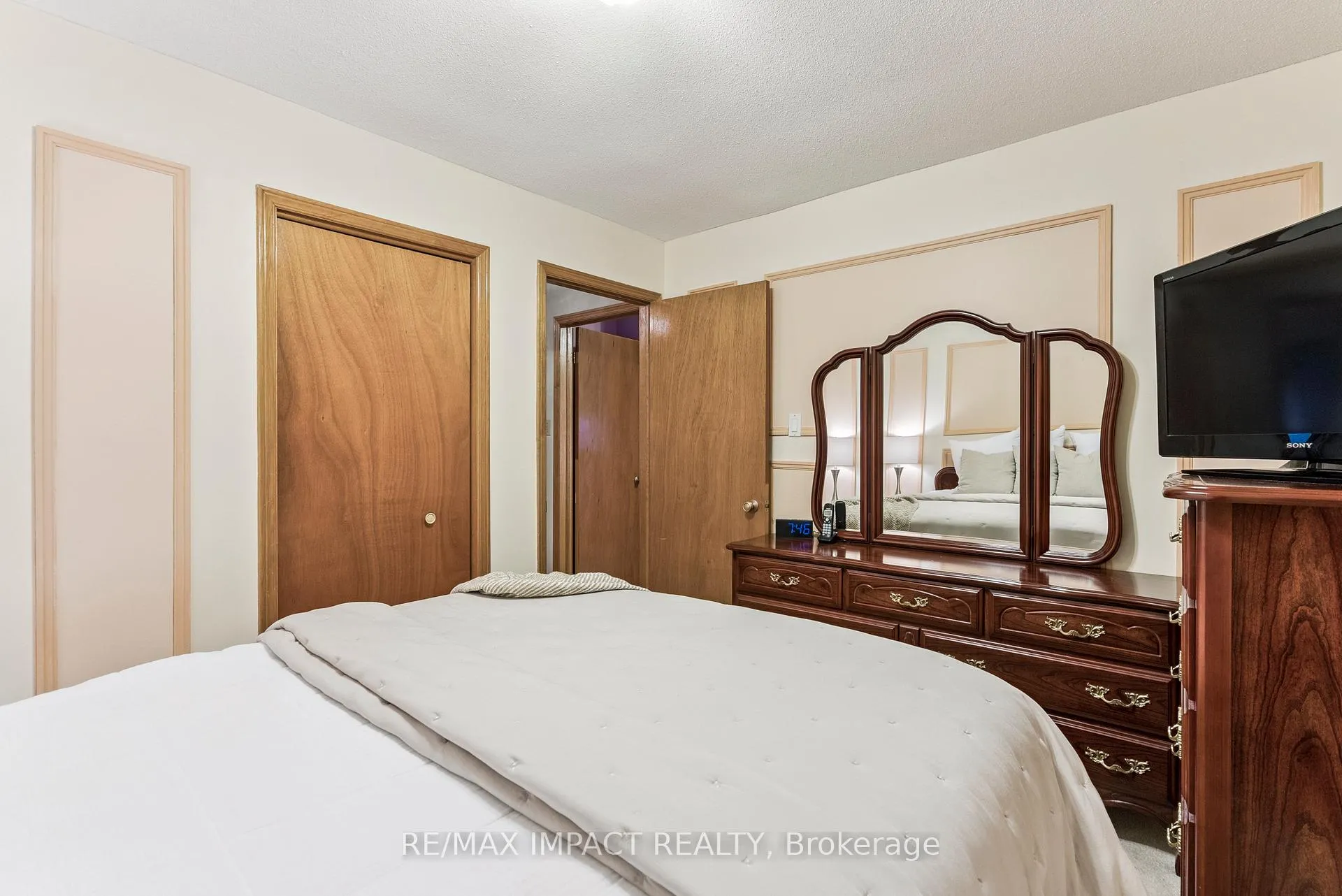 Photo 20 of 145 Hialeah Crescent, Whitby, Blue Grass Meadows — HOMEH