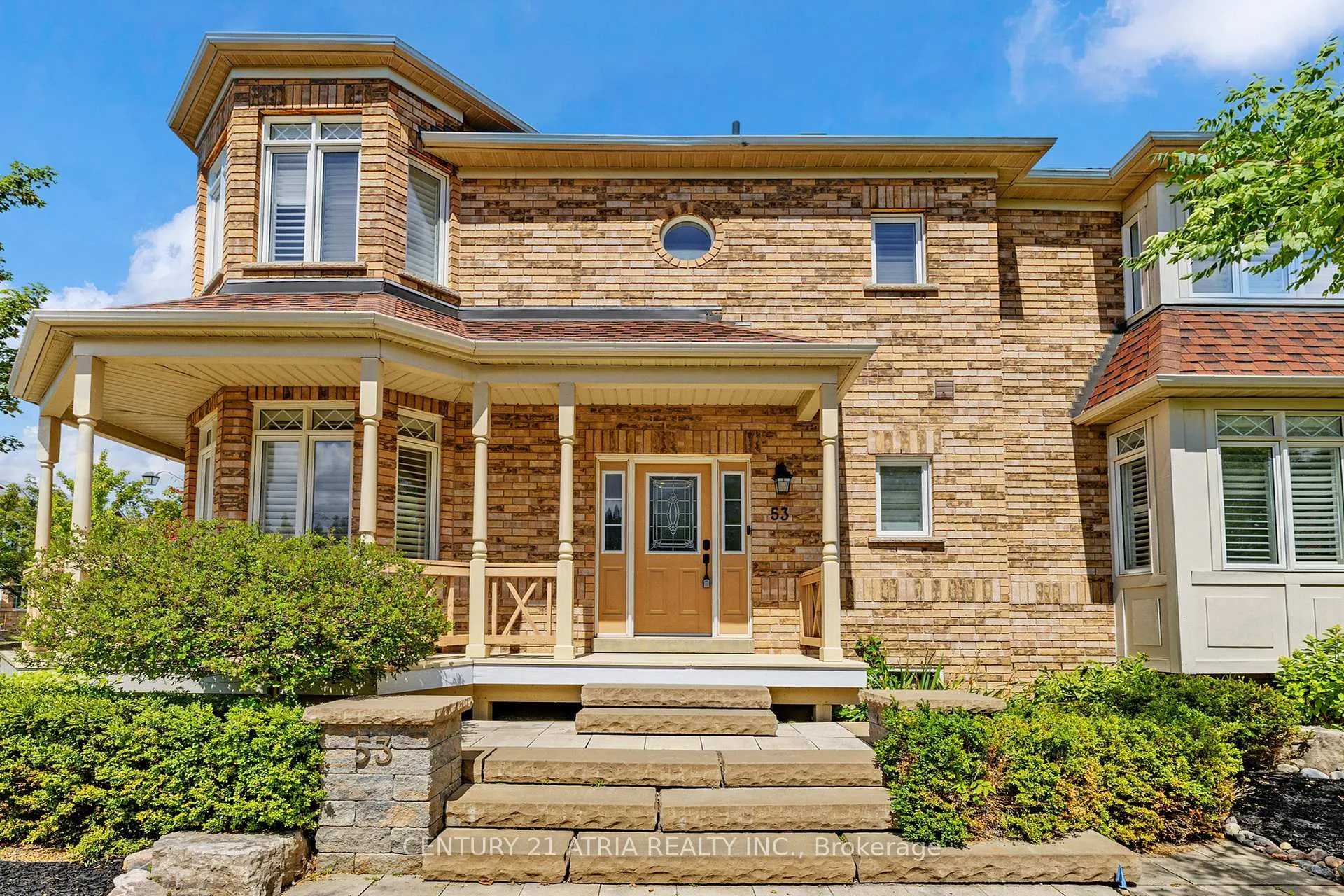 Photo 2 of 53 Country Glen Road, Markham, Cornell — HOMEH