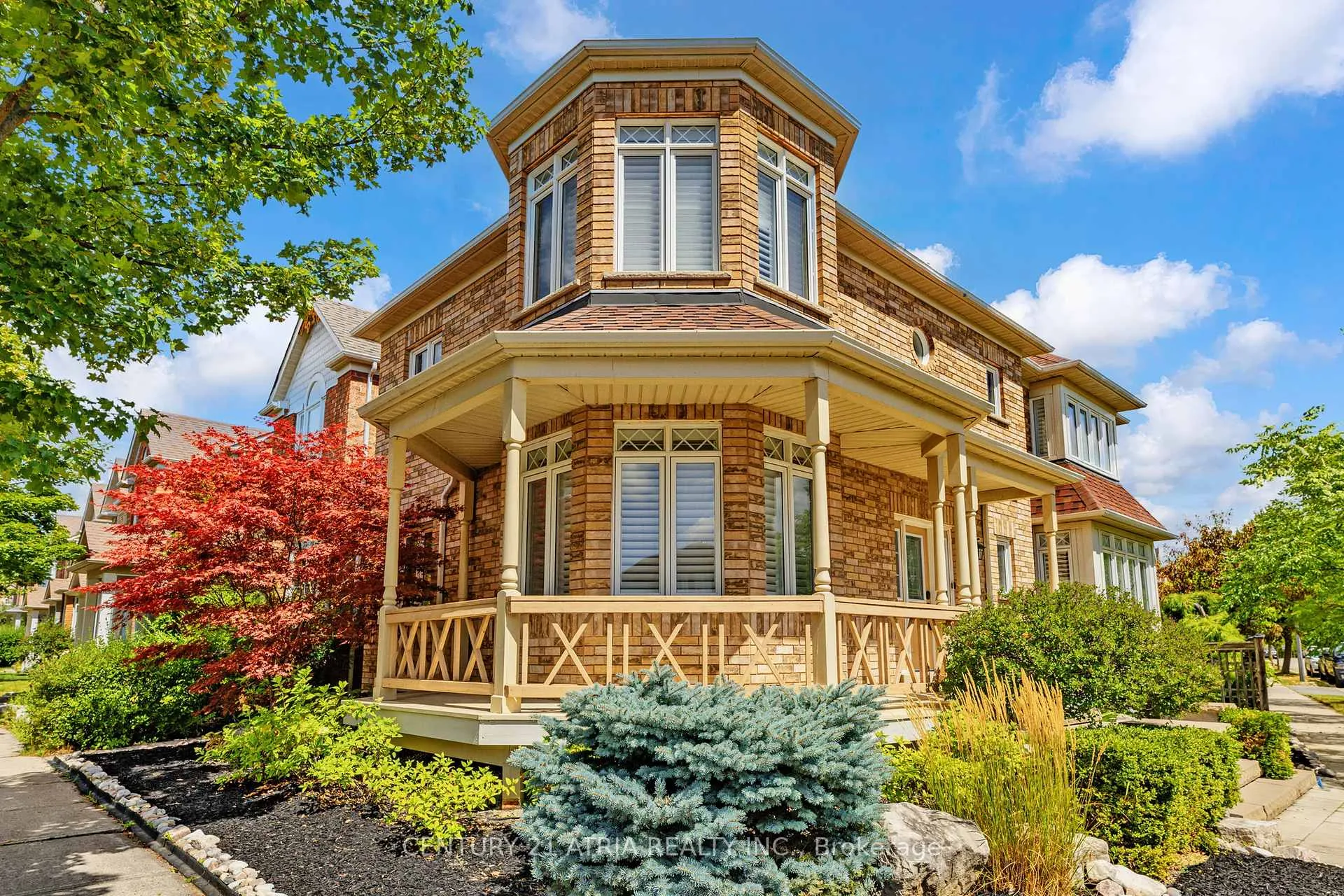Photo 4 of 53 Country Glen Road, Markham, Cornell — HOMEH