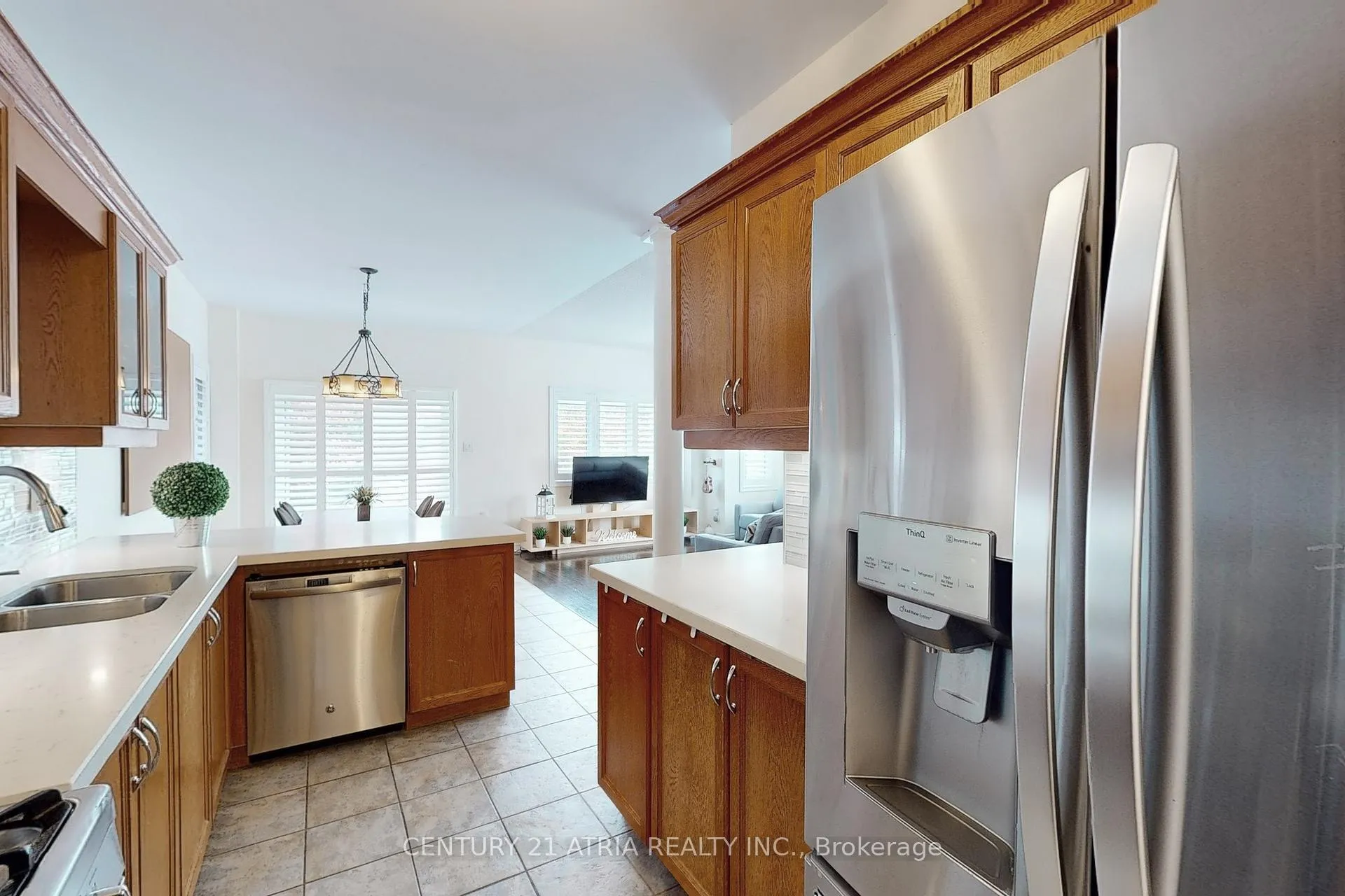 Photo 13 of 53 Country Glen Road, Markham, Cornell — HOMEH