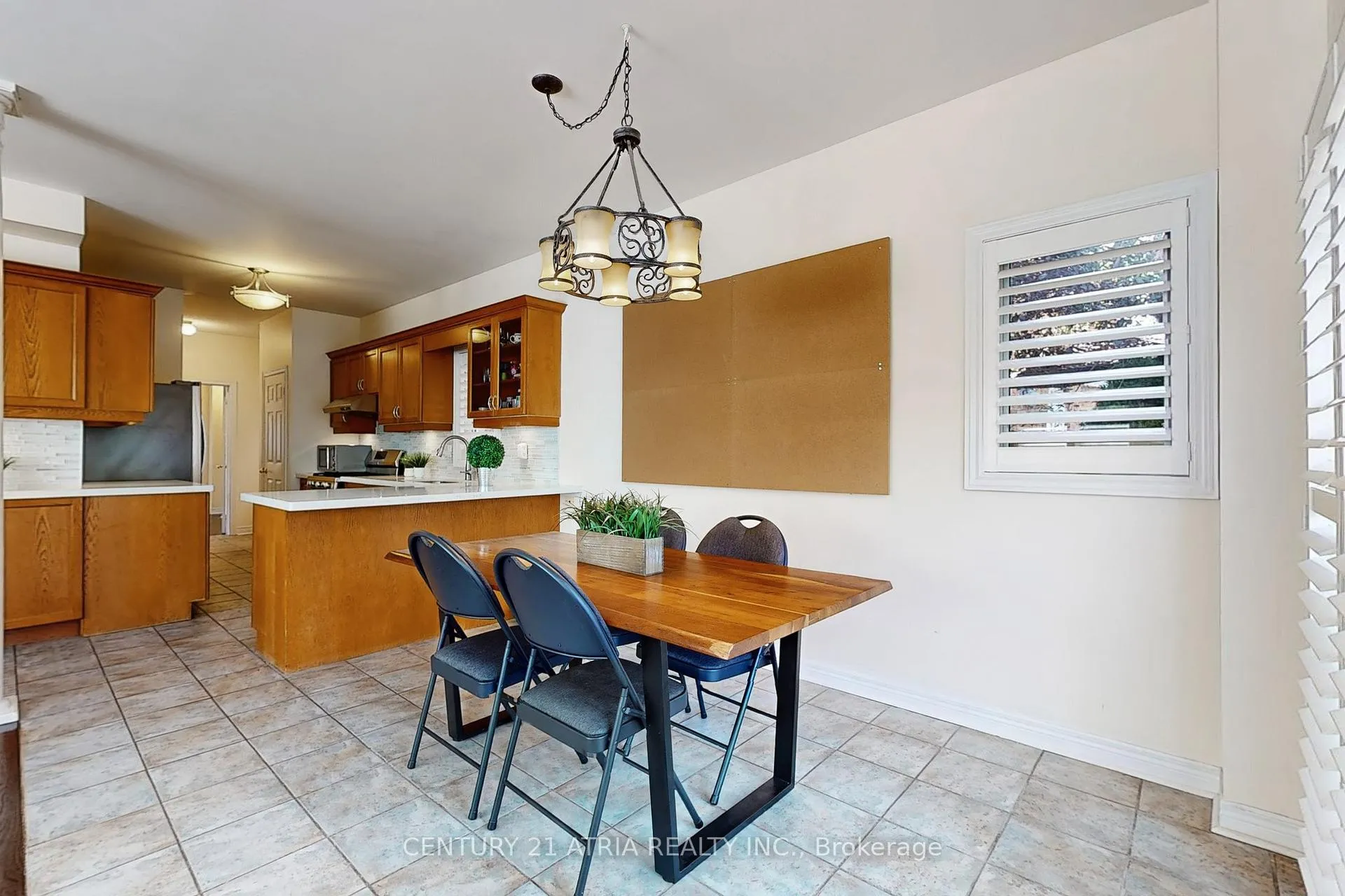Photo 18 of 53 Country Glen Road, Markham, Cornell — HOMEH