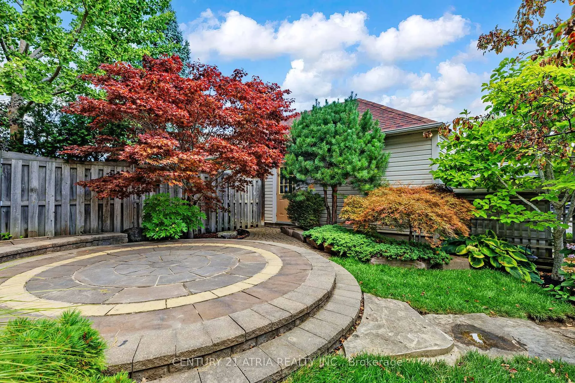 Photo 36 of 53 Country Glen Road, Markham, Cornell — HOMEH