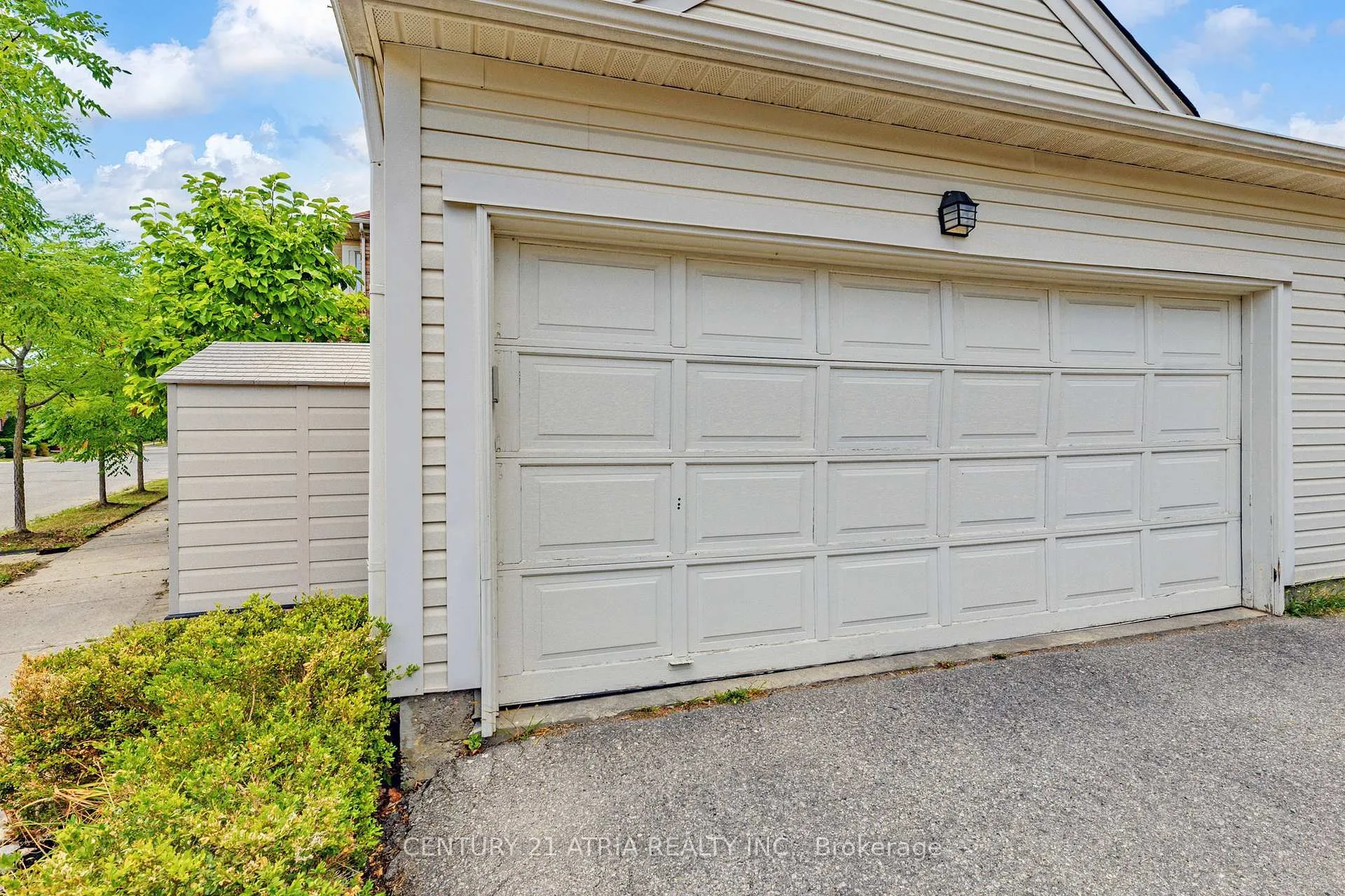 Photo 39 of 53 Country Glen Road, Markham, Cornell — HOMEH