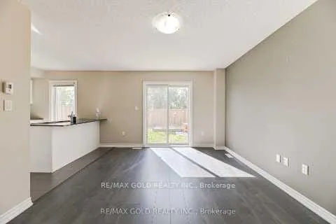 Photo 13 of 72 Brown Bear Street, Barrie, Rural Barrie Southwest — HOMEH
