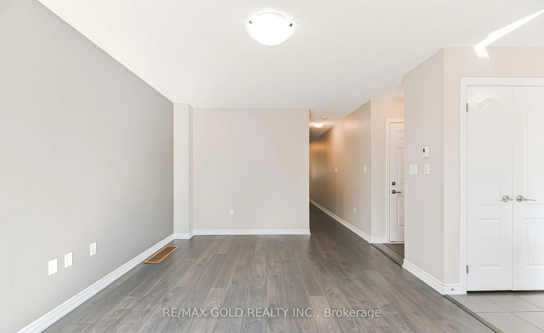 Photo 14 of 72 Brown Bear Street, Barrie, Rural Barrie Southwest — HOMEH