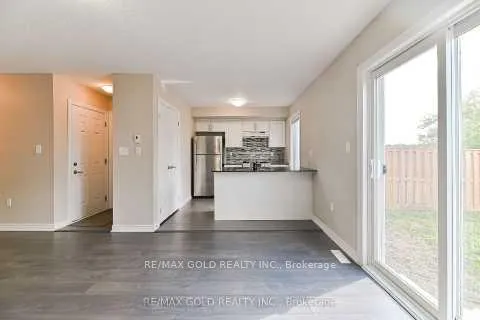 Photo 15 of 72 Brown Bear Street, Barrie, Rural Barrie Southwest — HOMEH