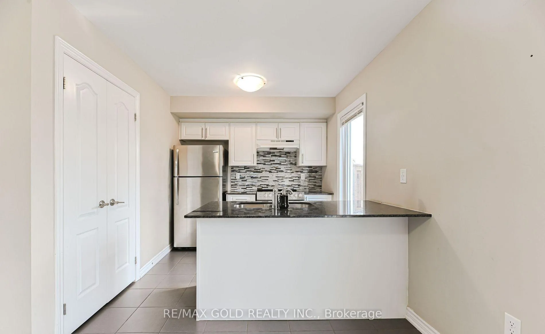 Photo 17 of 72 Brown Bear Street, Barrie, Rural Barrie Southwest — HOMEH