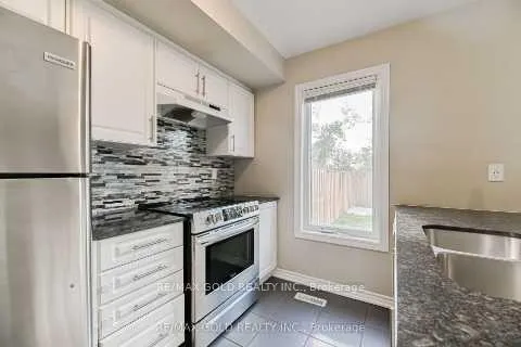 Photo 18 of 72 Brown Bear Street, Barrie, Rural Barrie Southwest — HOMEH