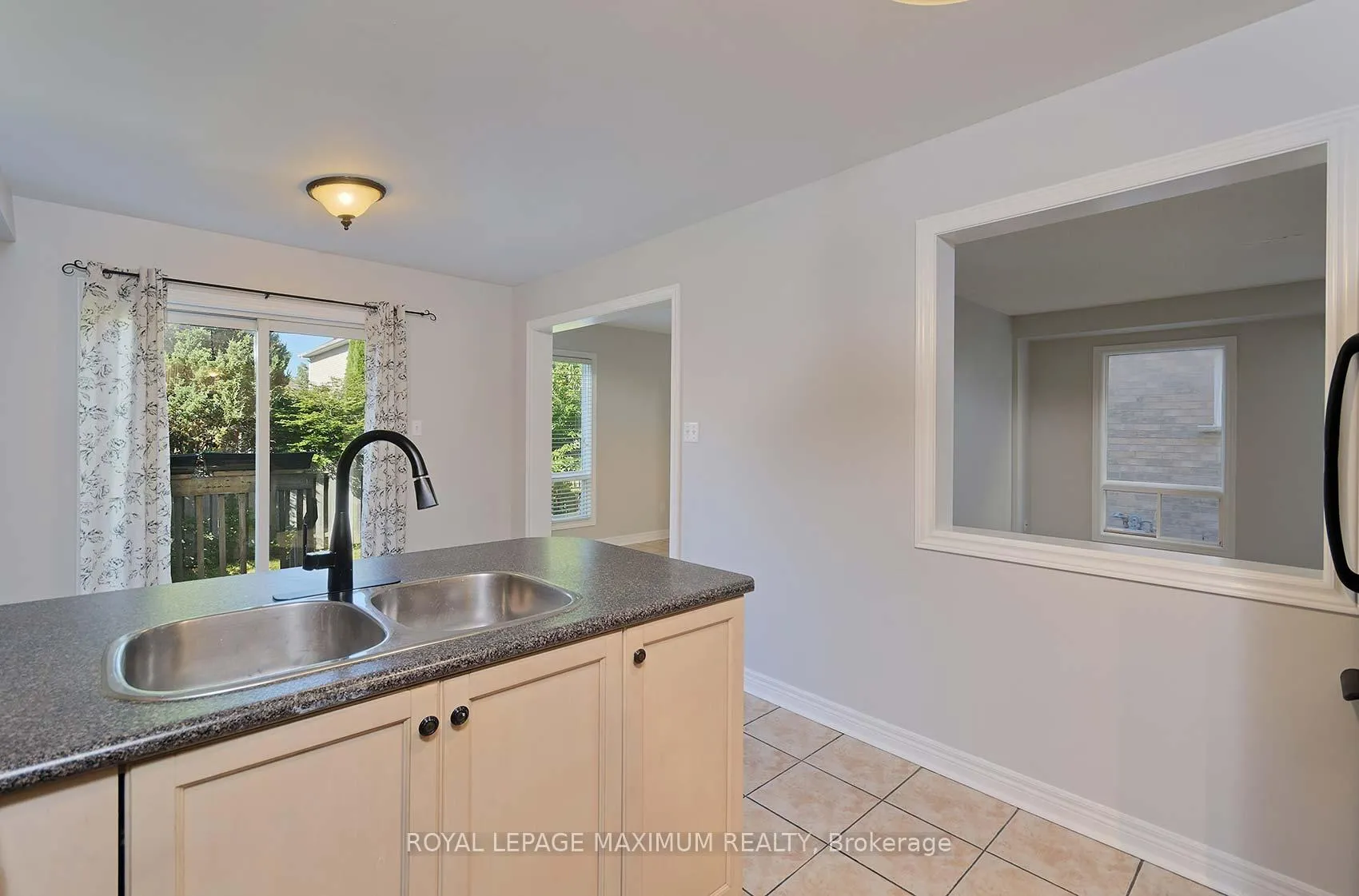 Photo 11 of 167 Marbella Road, Vaughan, Sonoma Heights — HOMEH