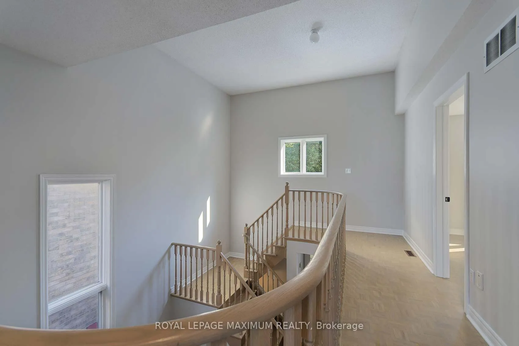 Photo 19 of 167 Marbella Road, Vaughan, Sonoma Heights — HOMEH