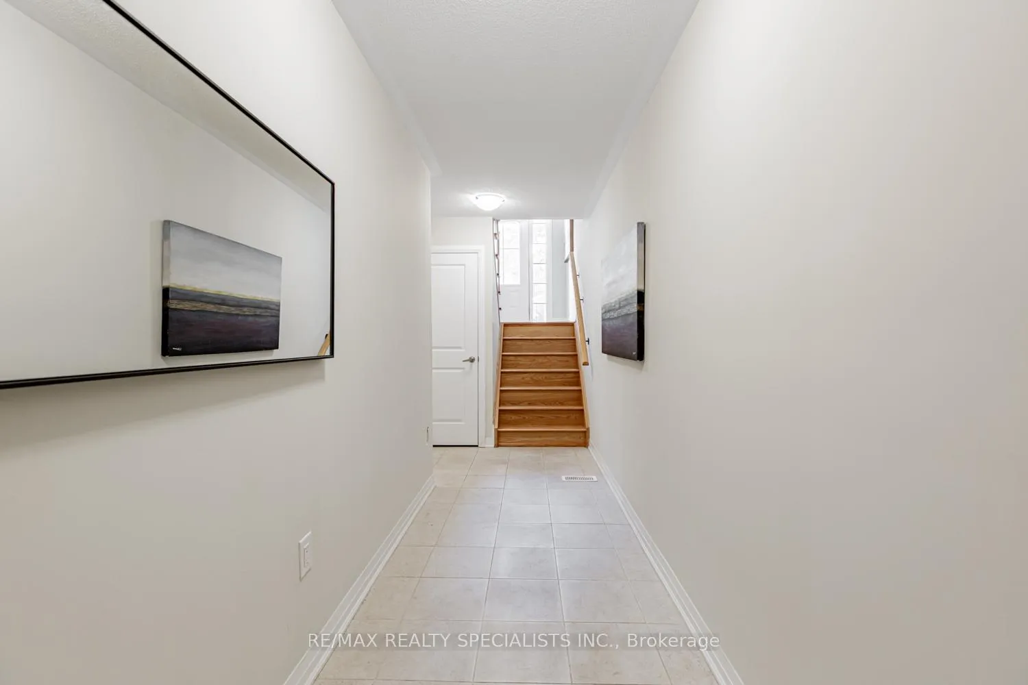 Photo 3 of 6867 14th Avenue, Markham, Box Grove — HOMEH