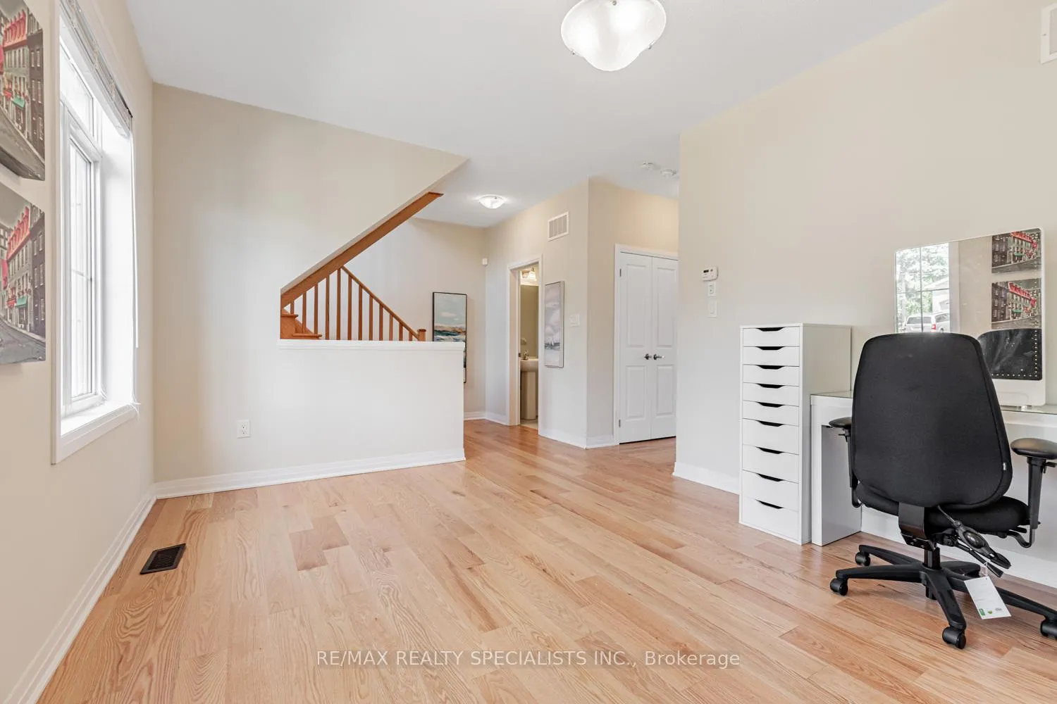 Photo 7 of 6867 14th Avenue, Markham, Box Grove — HOMEH