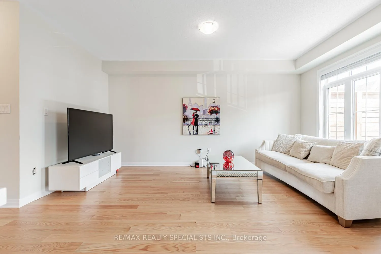 Photo 12 of 6867 14th Avenue, Markham, Box Grove — HOMEH