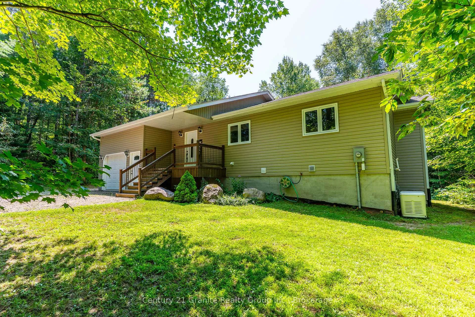 Photo 1 of 1012 Redner Road, Algonquin Highlands, Stanhope — HOMEH