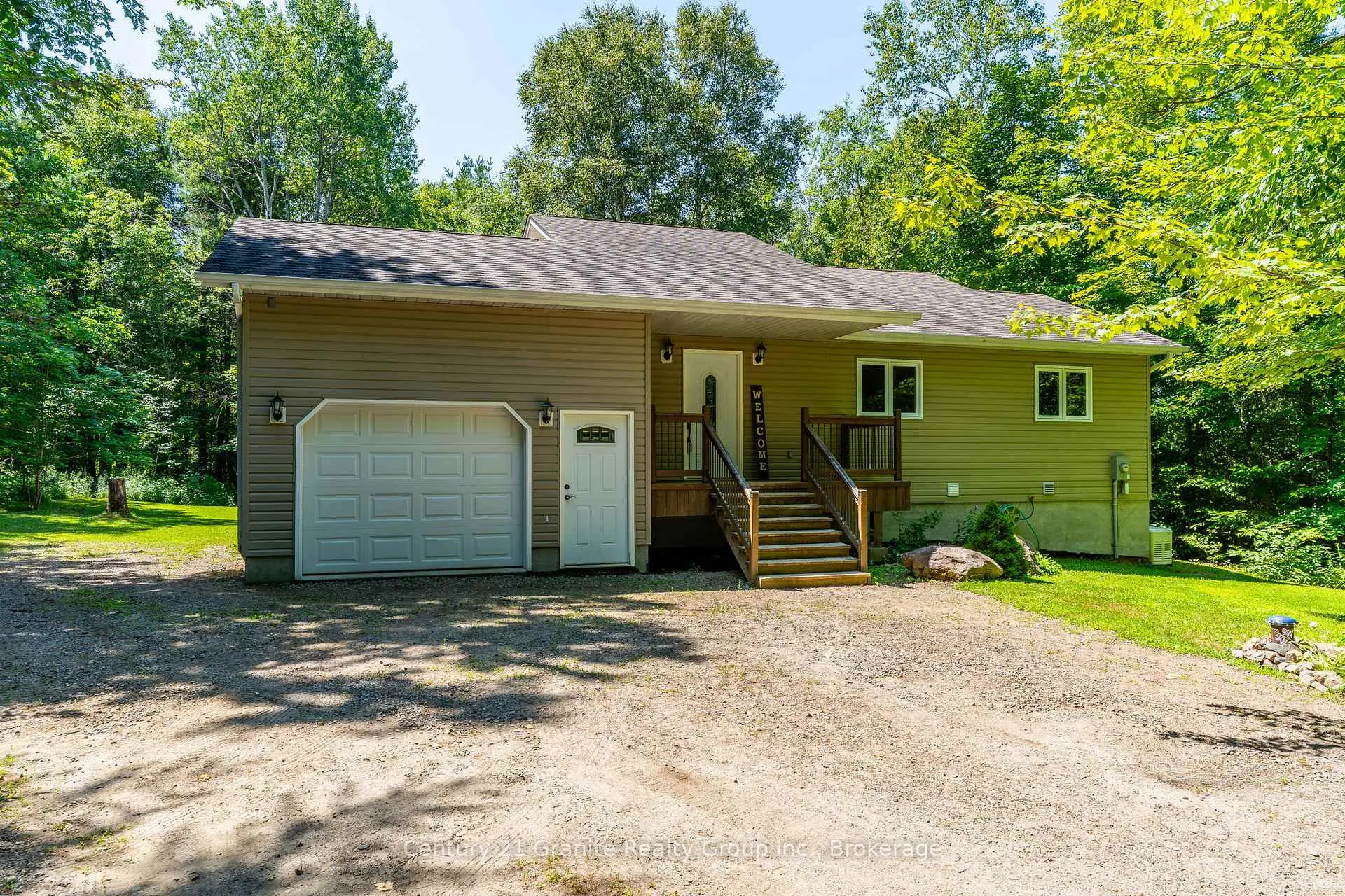 Photo 3 of 1012 Redner Road, Algonquin Highlands, Stanhope — HOMEH