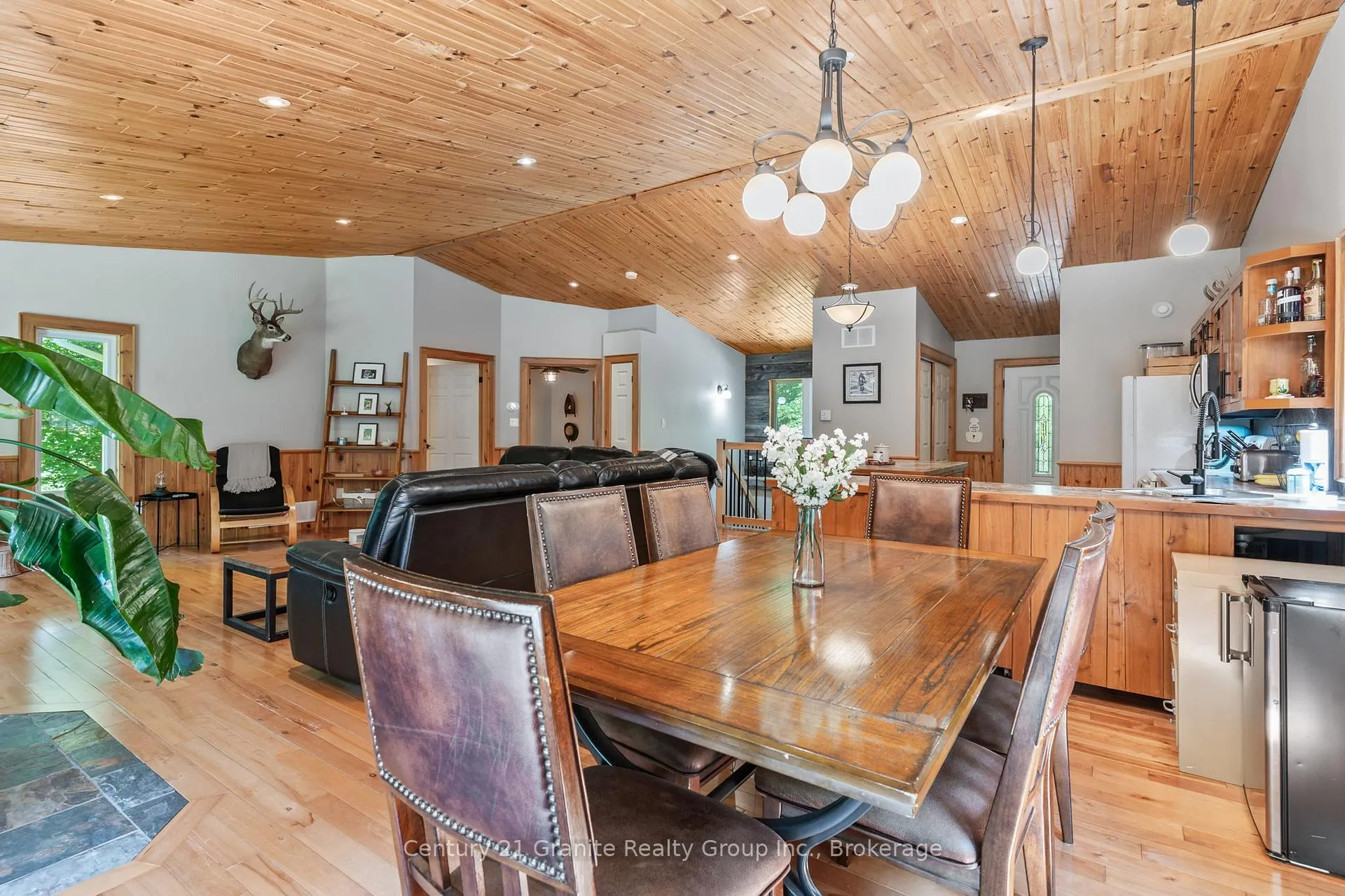 Photo 12 of 1012 Redner Road, Algonquin Highlands, Stanhope — HOMEH