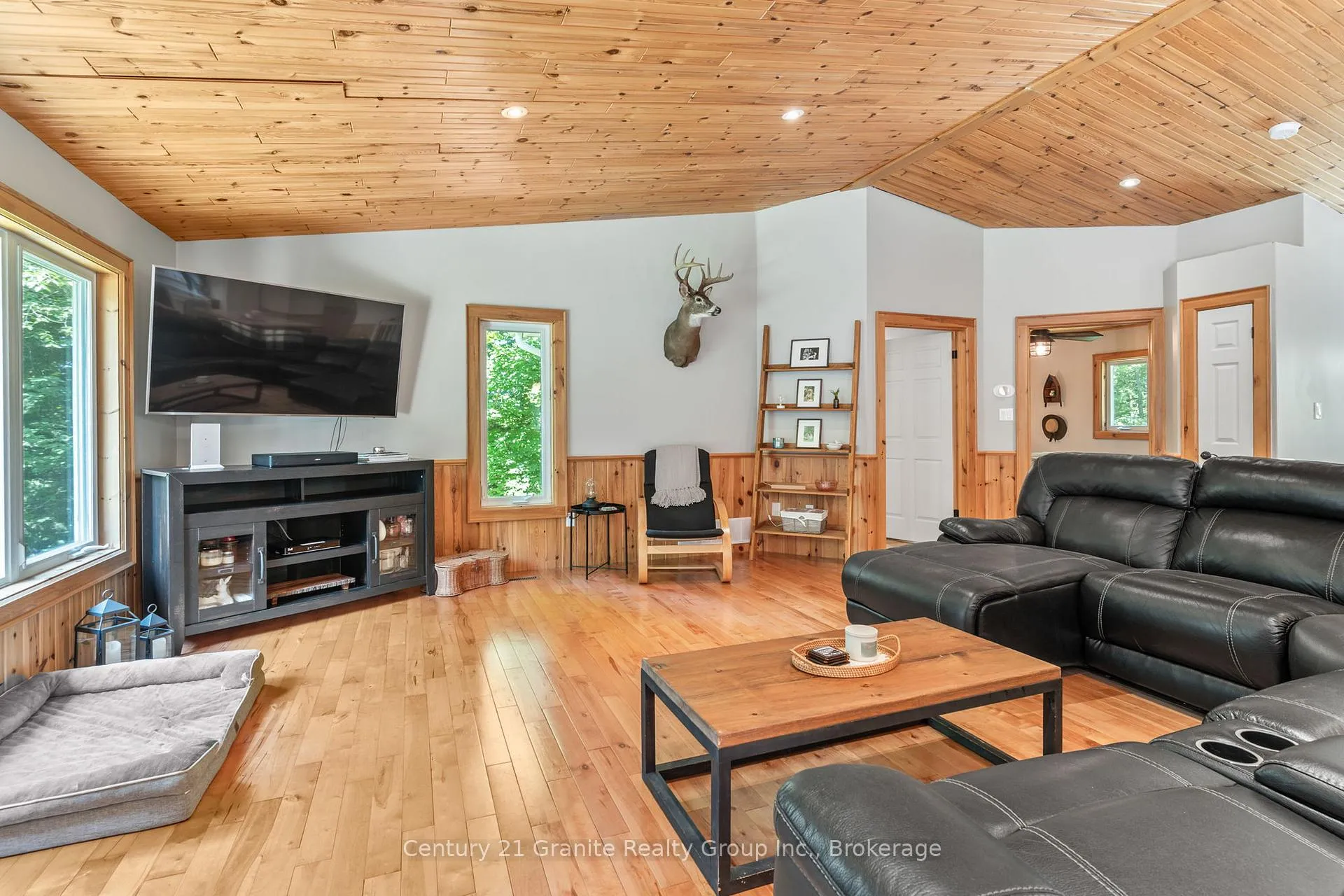 Photo 13 of 1012 Redner Road, Algonquin Highlands, Stanhope — HOMEH