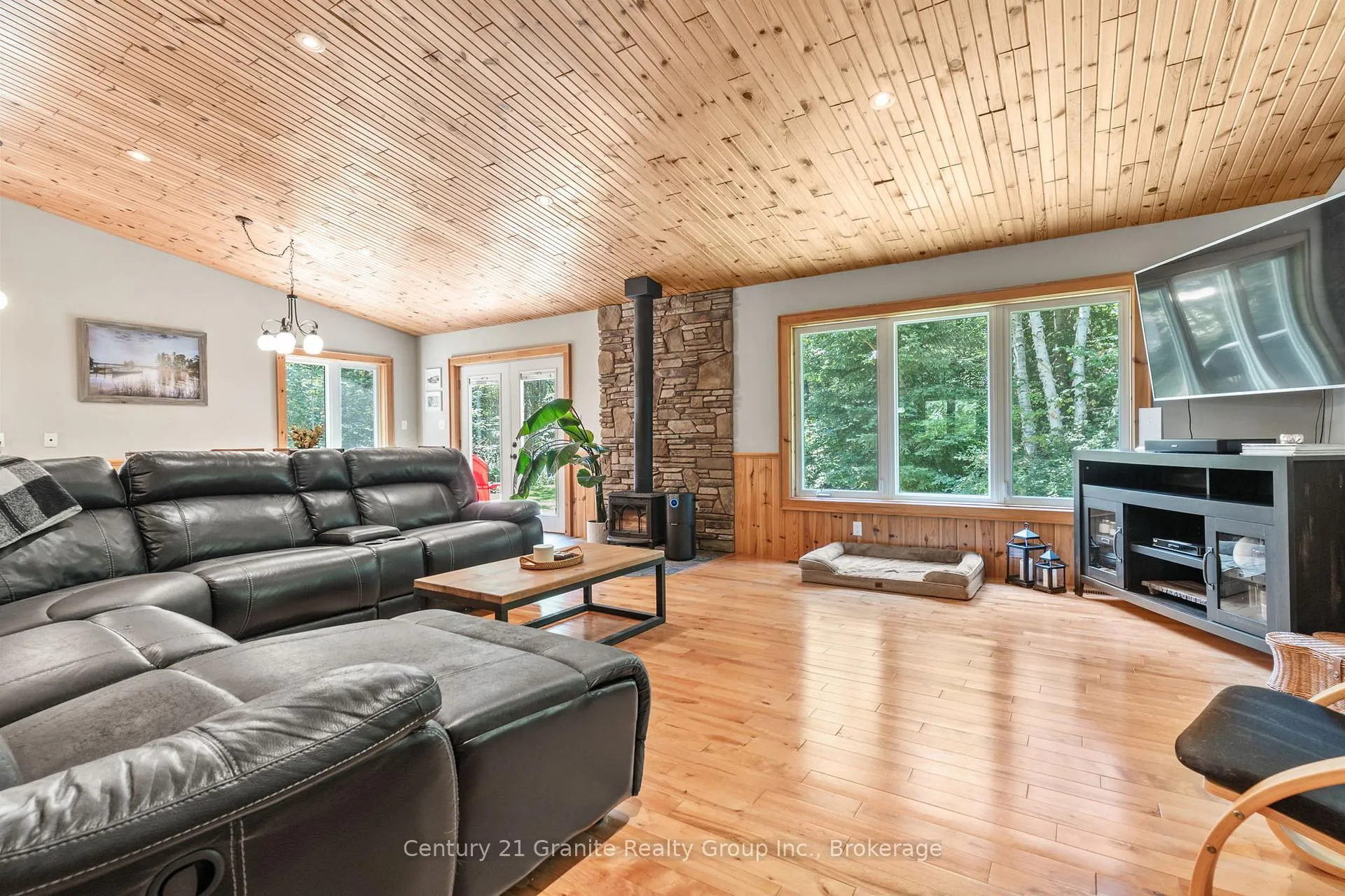 Photo 15 of 1012 Redner Road, Algonquin Highlands, Stanhope — HOMEH
