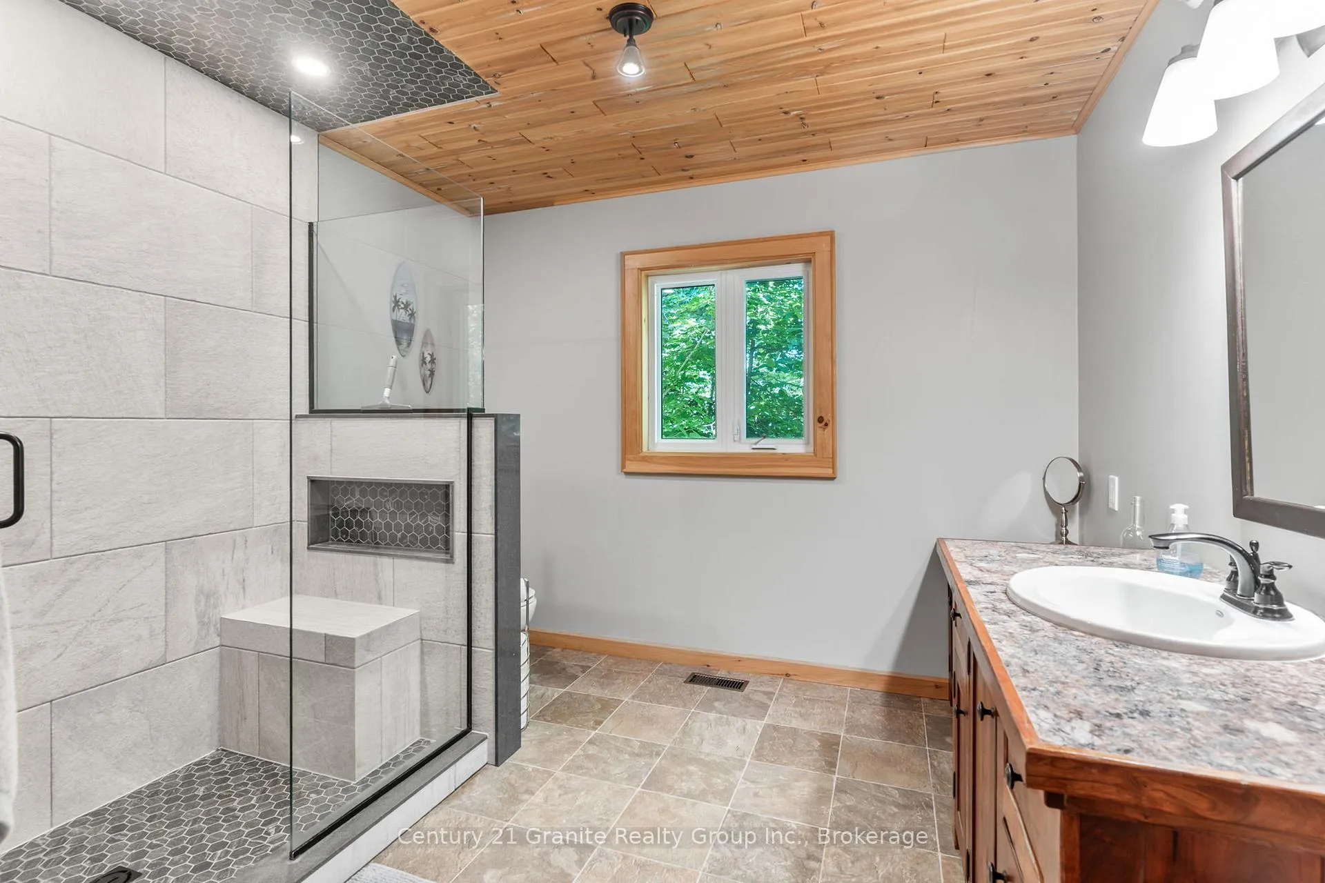 Photo 17 of 1012 Redner Road, Algonquin Highlands, Stanhope — HOMEH