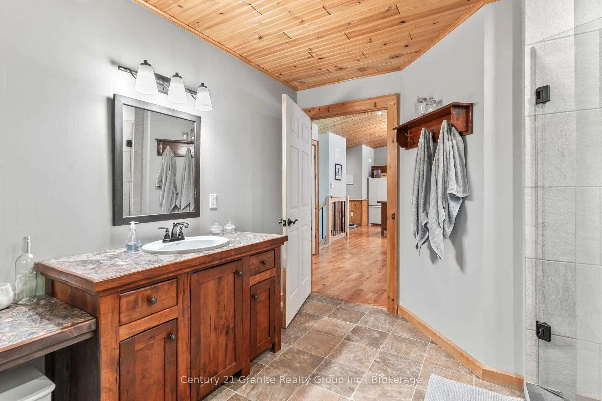Photo 18 of 1012 Redner Road, Algonquin Highlands, Stanhope — HOMEH