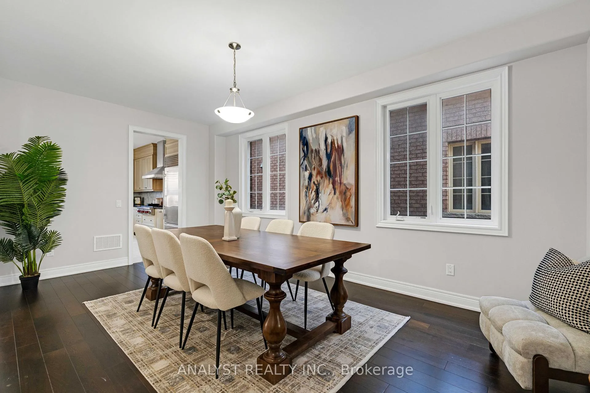 Photo 16 of 57 Balderson Drive, Vaughan, Kleinburg — HOMEH