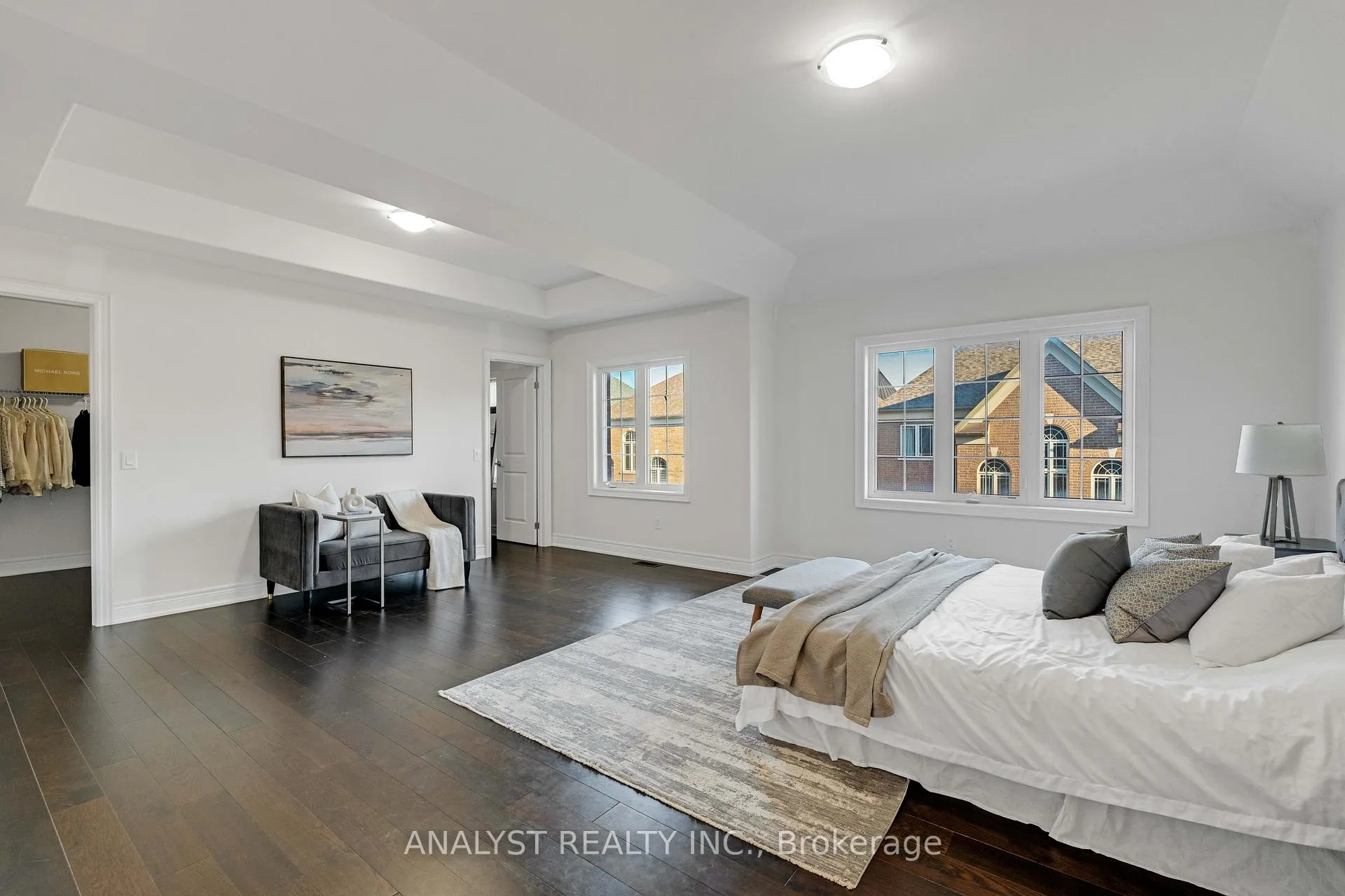 Photo 23 of 57 Balderson Drive, Vaughan, Kleinburg — HOMEH