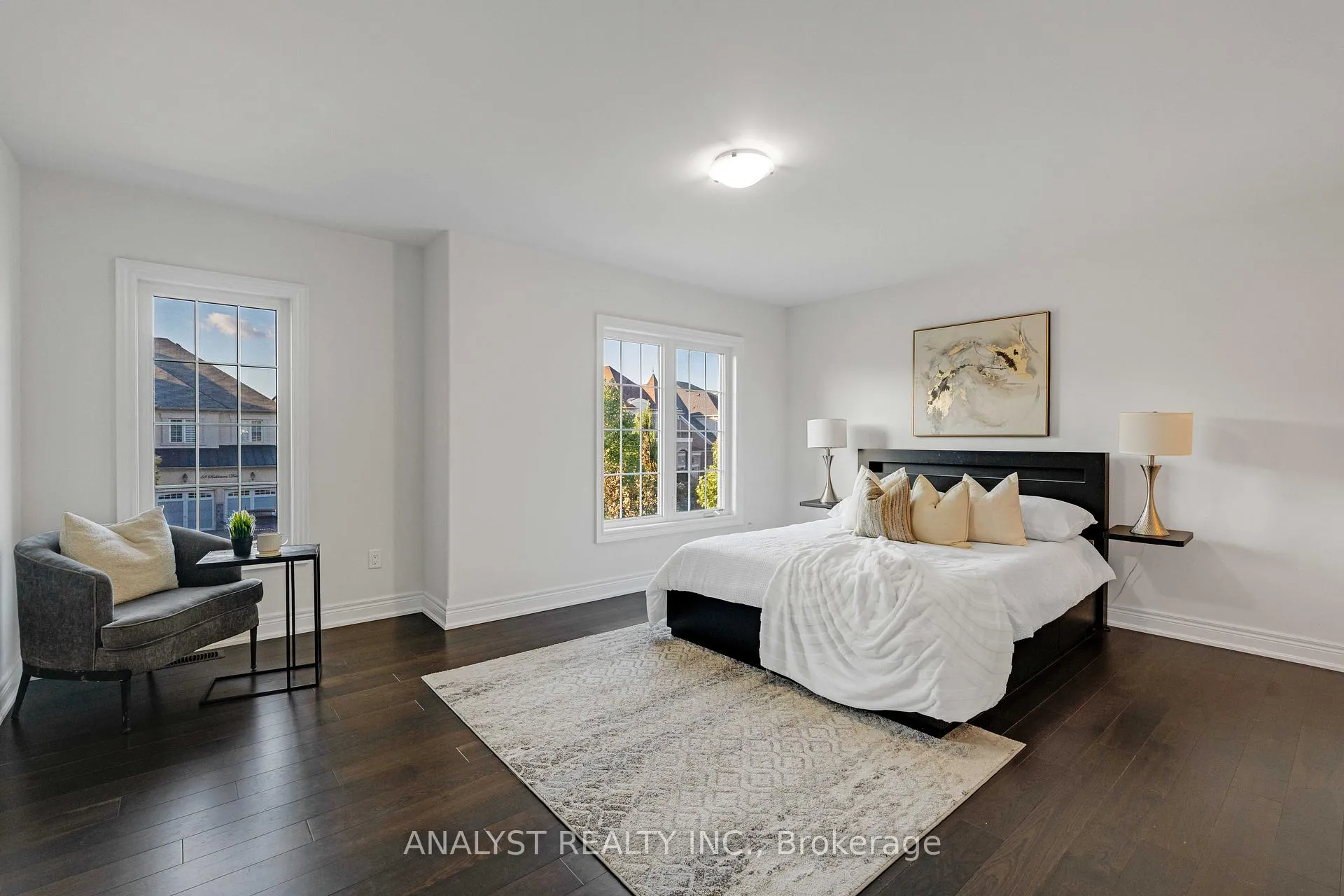 Photo 32 of 57 Balderson Drive, Vaughan, Kleinburg — HOMEH