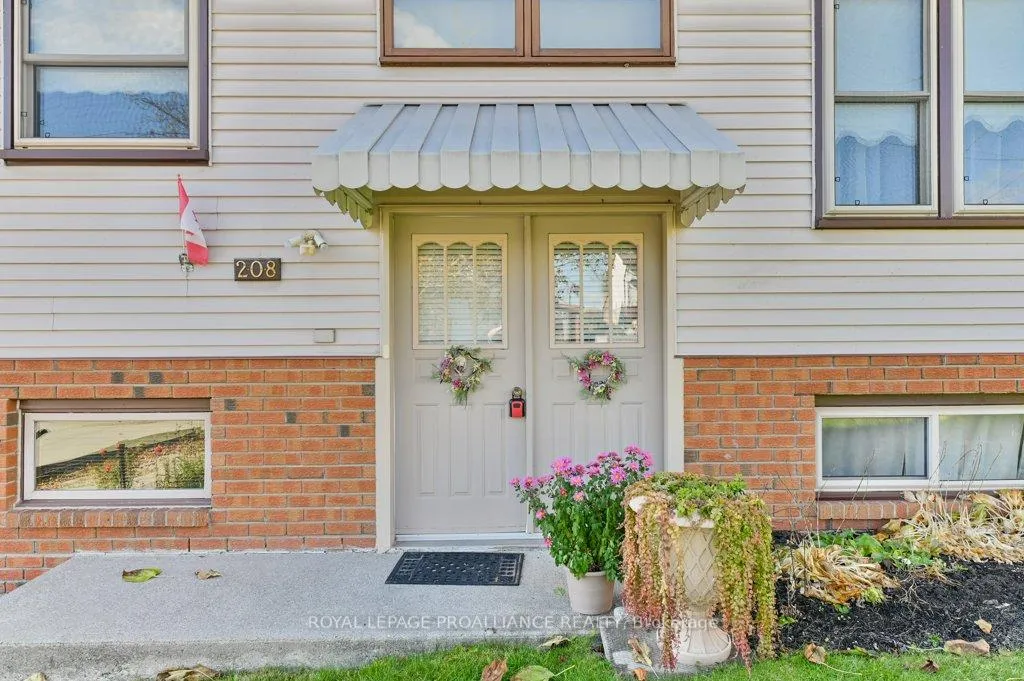 Photo 6 of 208 William Street, Stirling-Rawdon, Stirling Ward — HOMEH