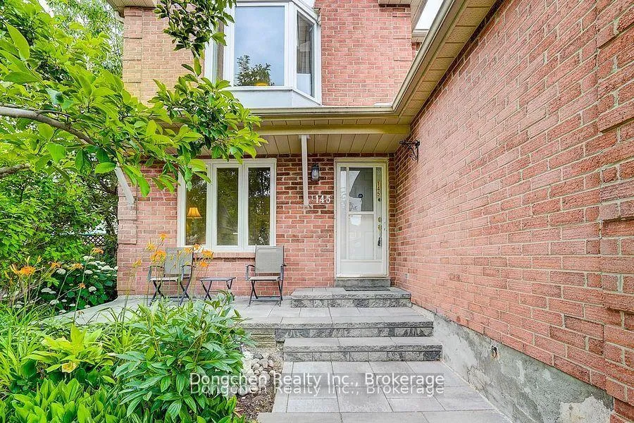 Photo 2 of 145 Brownridge Drive, Vaughan, Brownridge — HOMEH