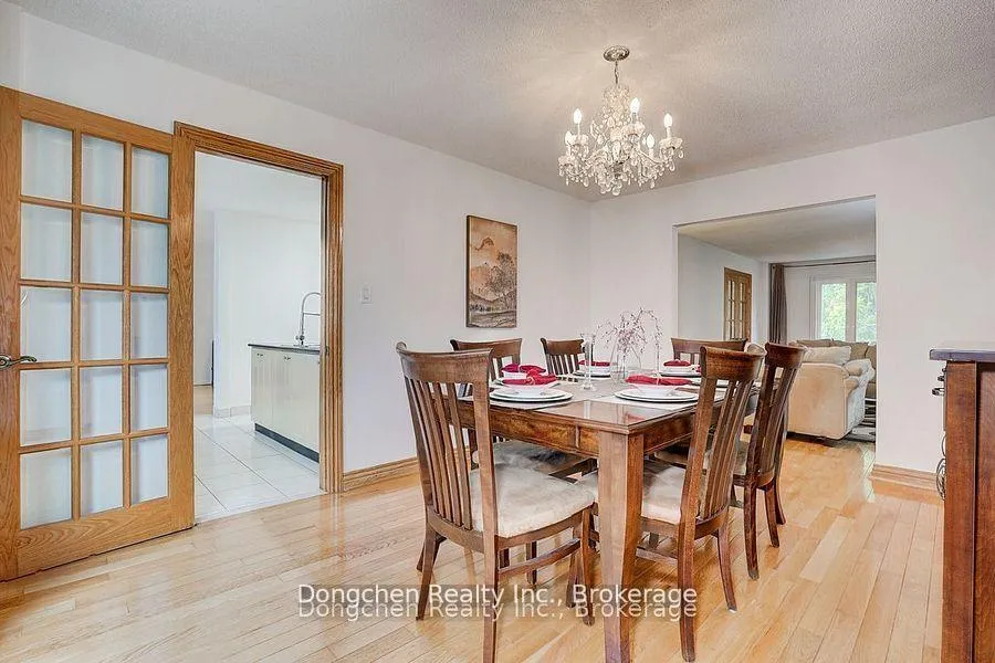 Photo 12 of 145 Brownridge Drive, Vaughan, Brownridge — HOMEH