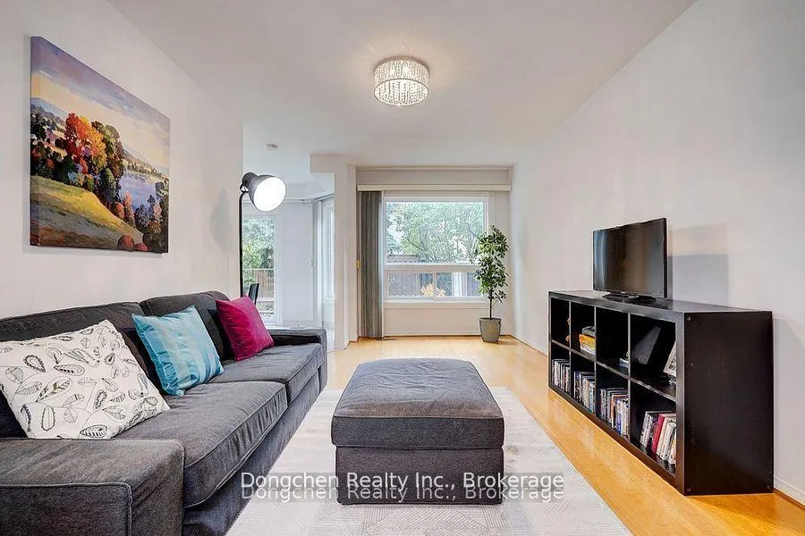 Photo 13 of 145 Brownridge Drive, Vaughan, Brownridge — HOMEH