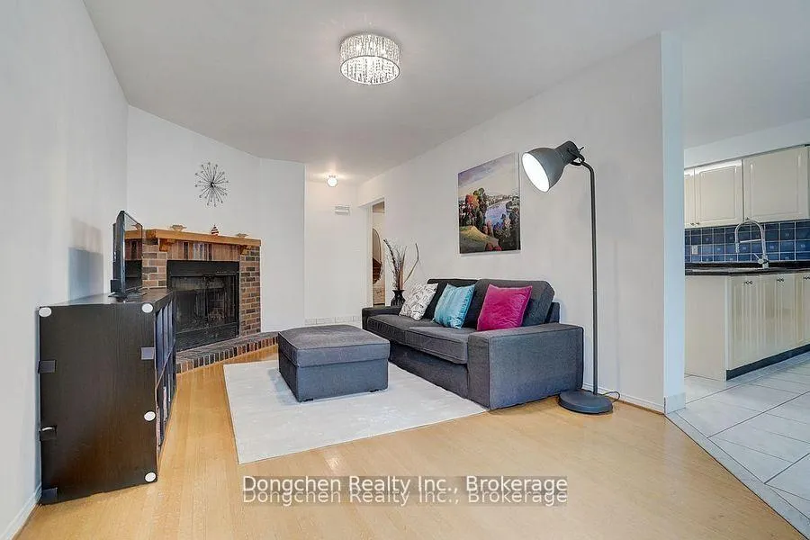 Photo 15 of 145 Brownridge Drive, Vaughan, Brownridge — HOMEH