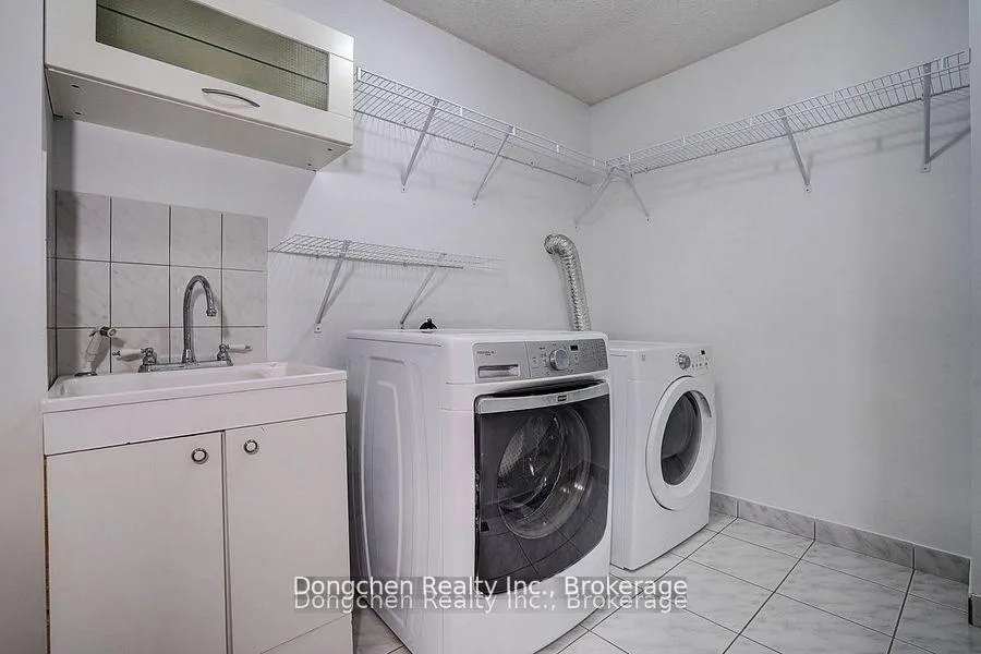 Photo 23 of 145 Brownridge Drive, Vaughan, Brownridge — HOMEH