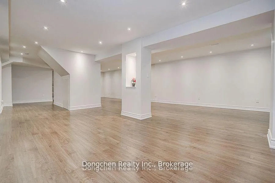 Photo 46 of 145 Brownridge Drive, Vaughan, Brownridge — HOMEH