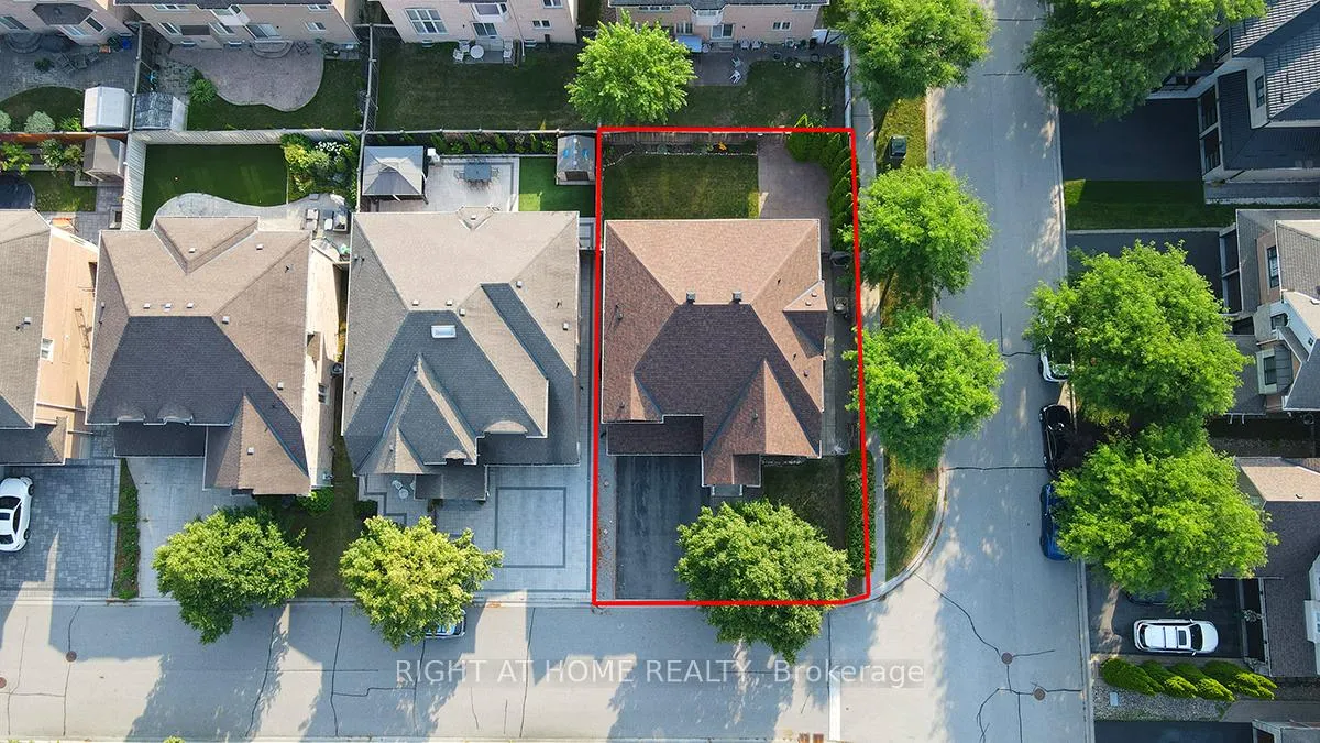Photo 6 of 101 Heathfield Avenue, Markham, Victoria Manor-Jennings Gate — HOMEH