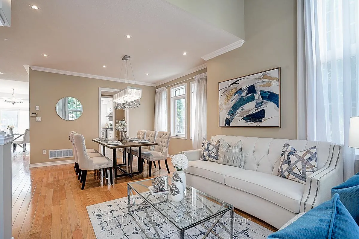 Photo 13 of 101 Heathfield Avenue, Markham, Victoria Manor-Jennings Gate — HOMEH