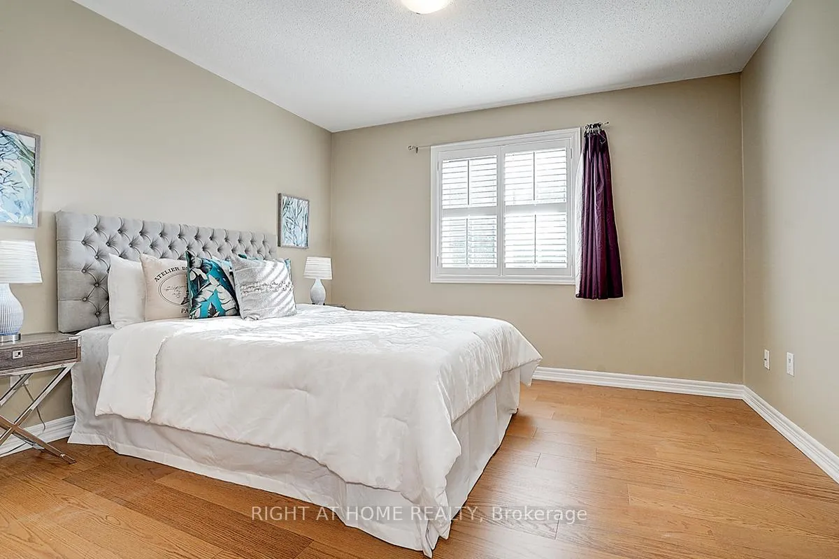 Photo 38 of 101 Heathfield Avenue, Markham, Victoria Manor-Jennings Gate — HOMEH
