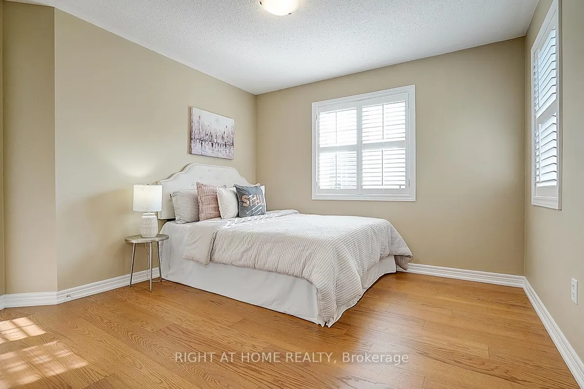Photo 42 of 101 Heathfield Avenue, Markham, Victoria Manor-Jennings Gate — HOMEH