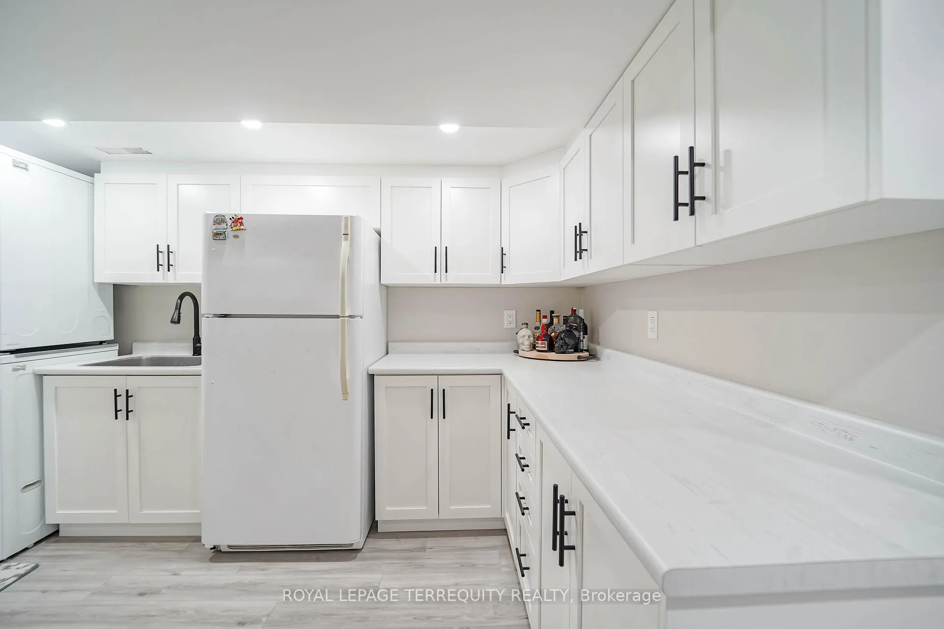 Photo 30 of 9 Stonebriar Drive, Vaughan, Maple — HOMEH