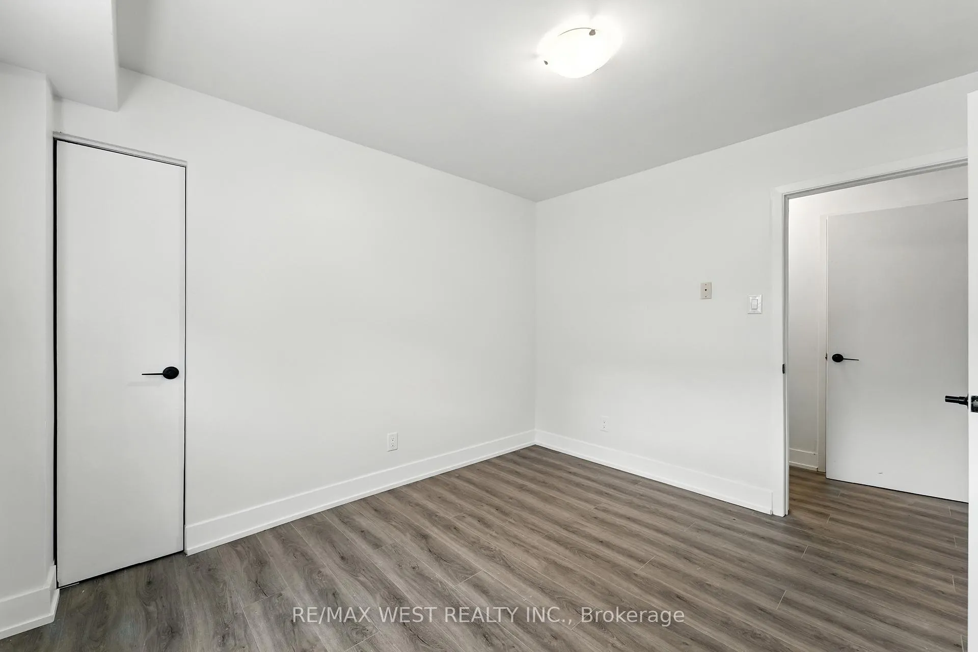 Photo 20 of 34 Stewart Avenue, New Tecumseth, Alliston — HOMEH