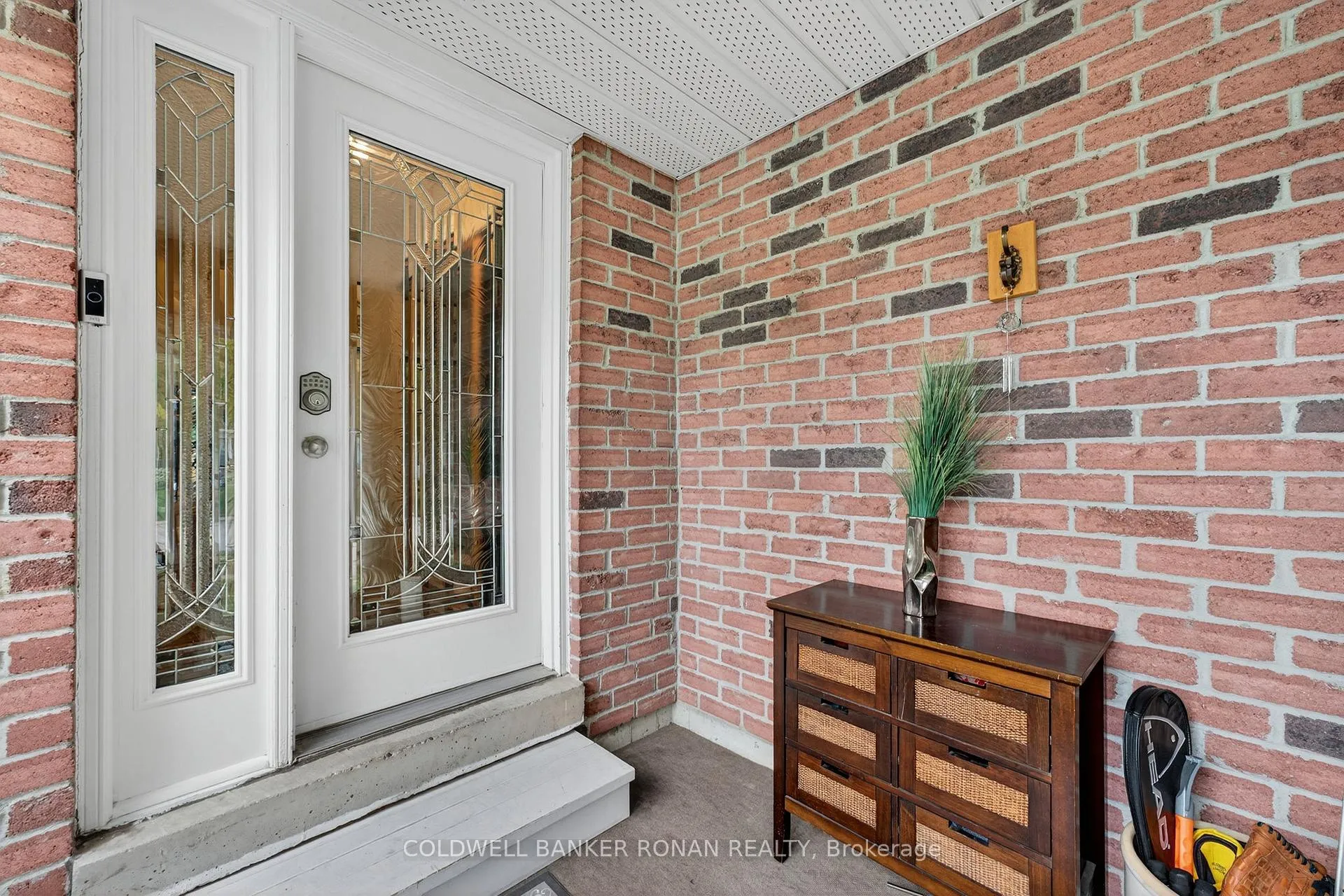 Photo 4 of 16 Fraser Avenue, New Tecumseth, Tottenham — HOMEH