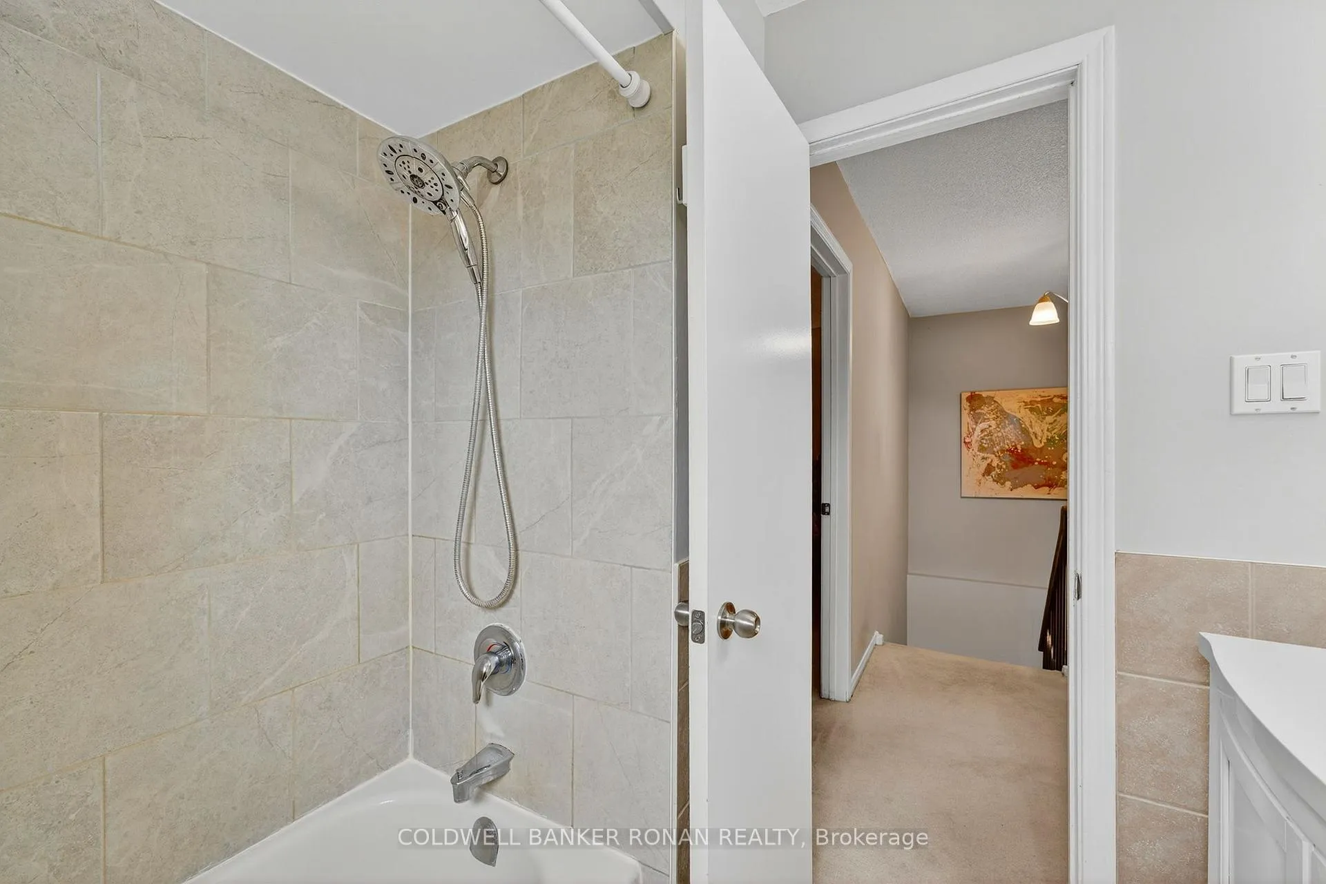 Photo 33 of 16 Fraser Avenue, New Tecumseth, Tottenham — HOMEH