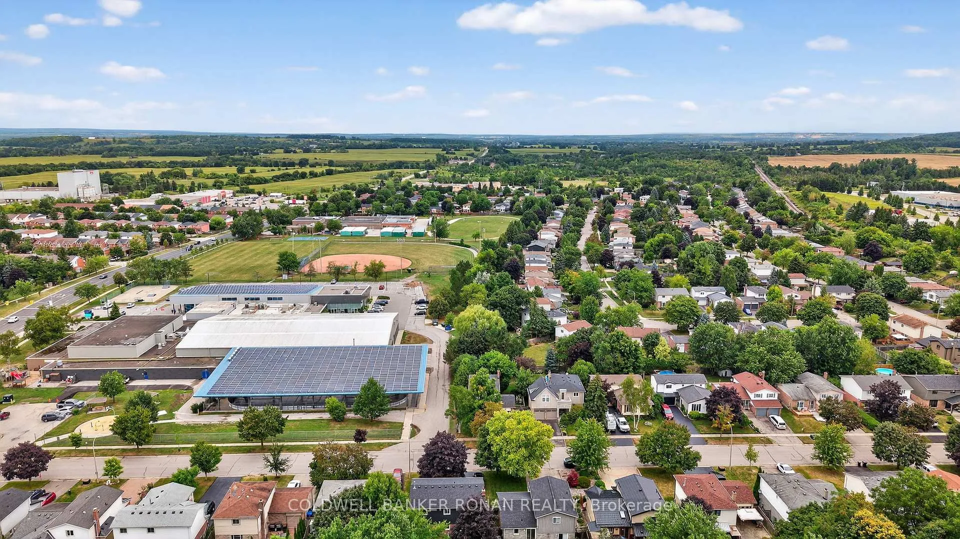 Photo 49 of 16 Fraser Avenue, New Tecumseth, Tottenham — HOMEH