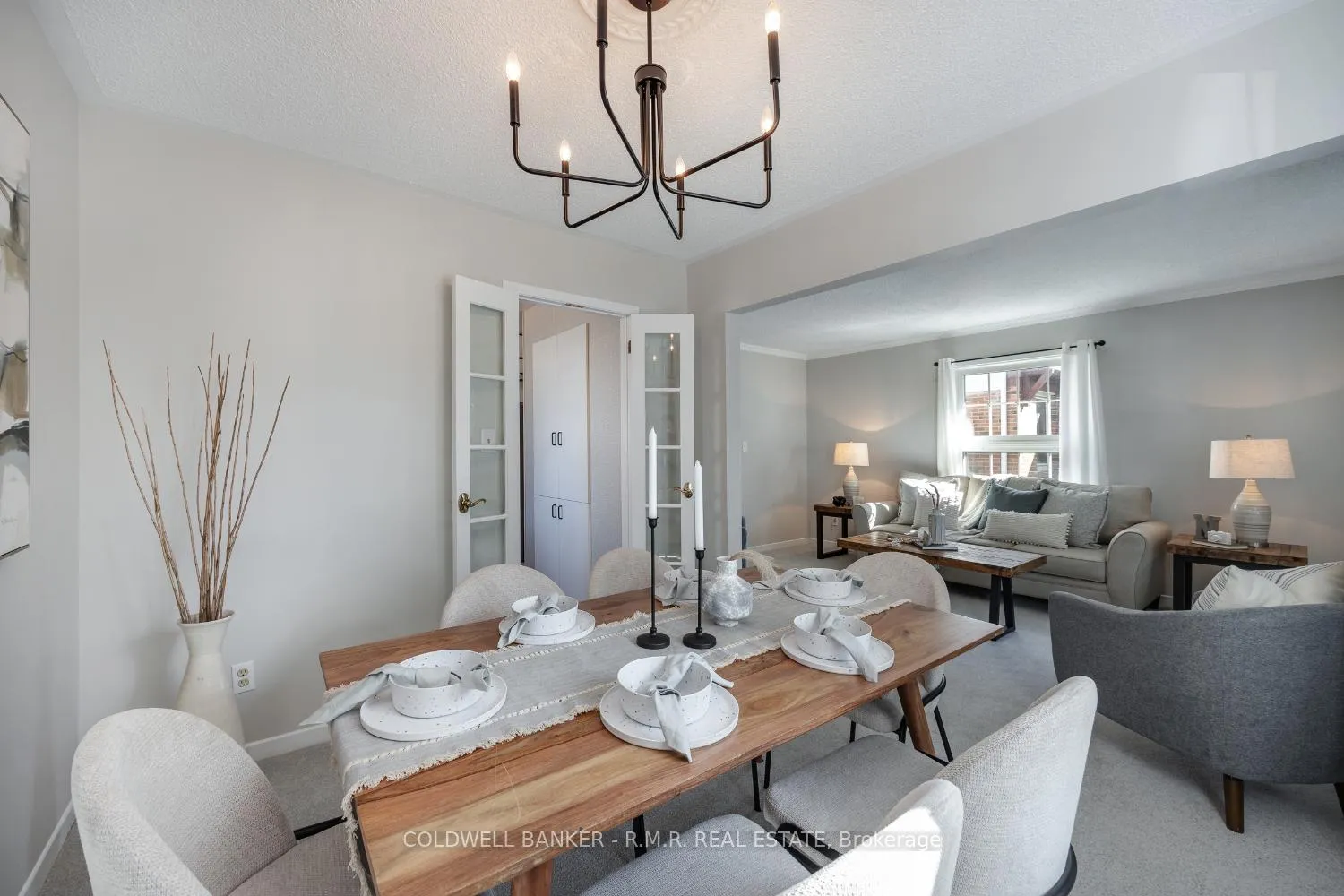 Photo 10 of 8 Aberfeldy Crescent, Markham, German Mills — HOMEH