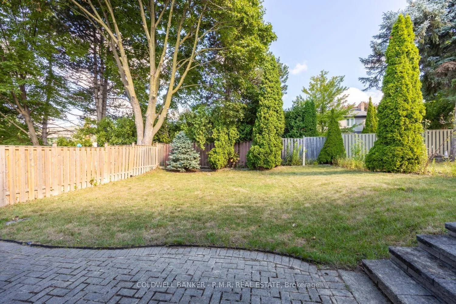 Photo 31 of 8 Aberfeldy Crescent, Markham, German Mills — HOMEH