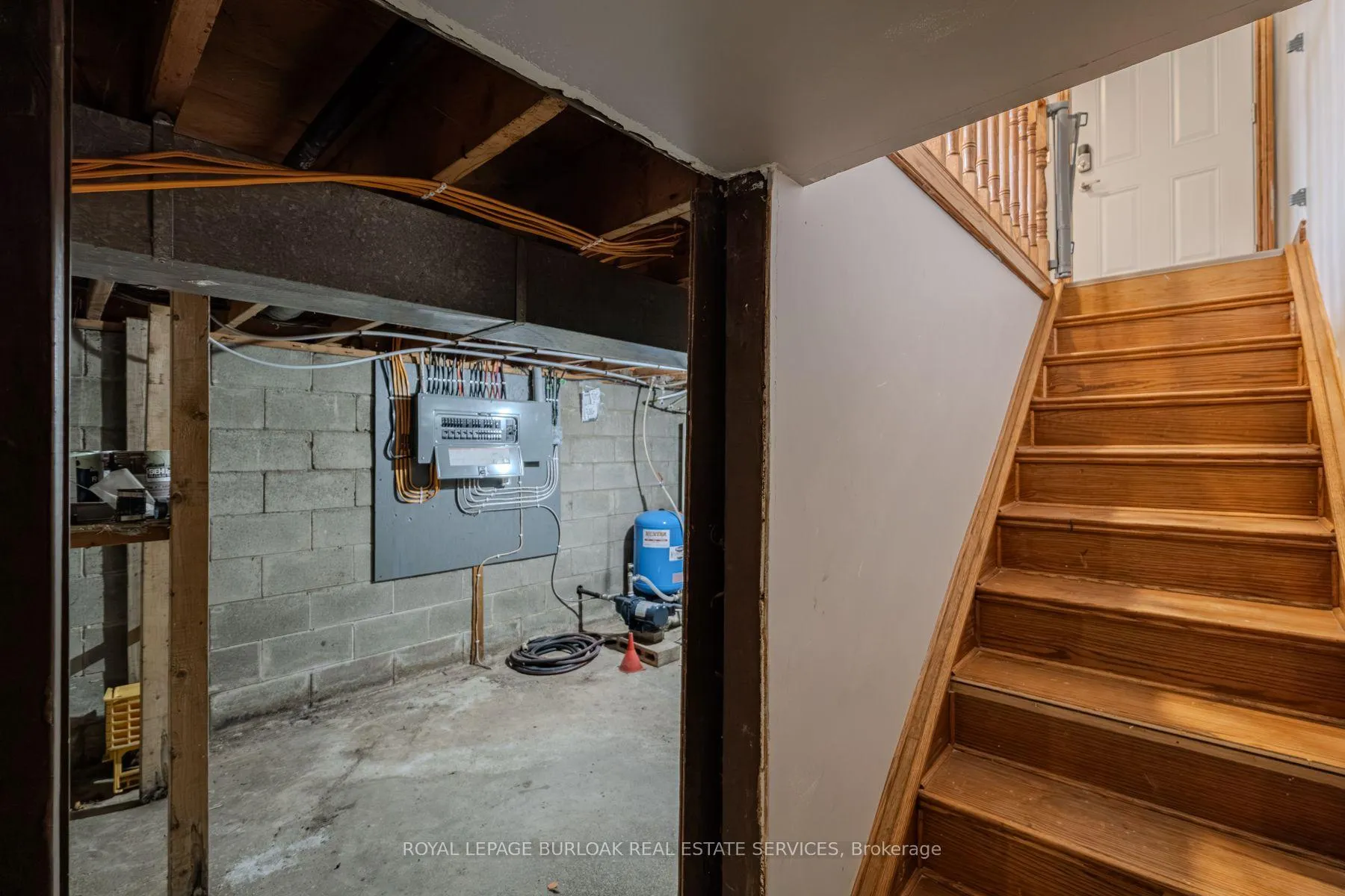 Photo 26 of 56 Eleventh Concession Road, Brant, Burford — HOMEH