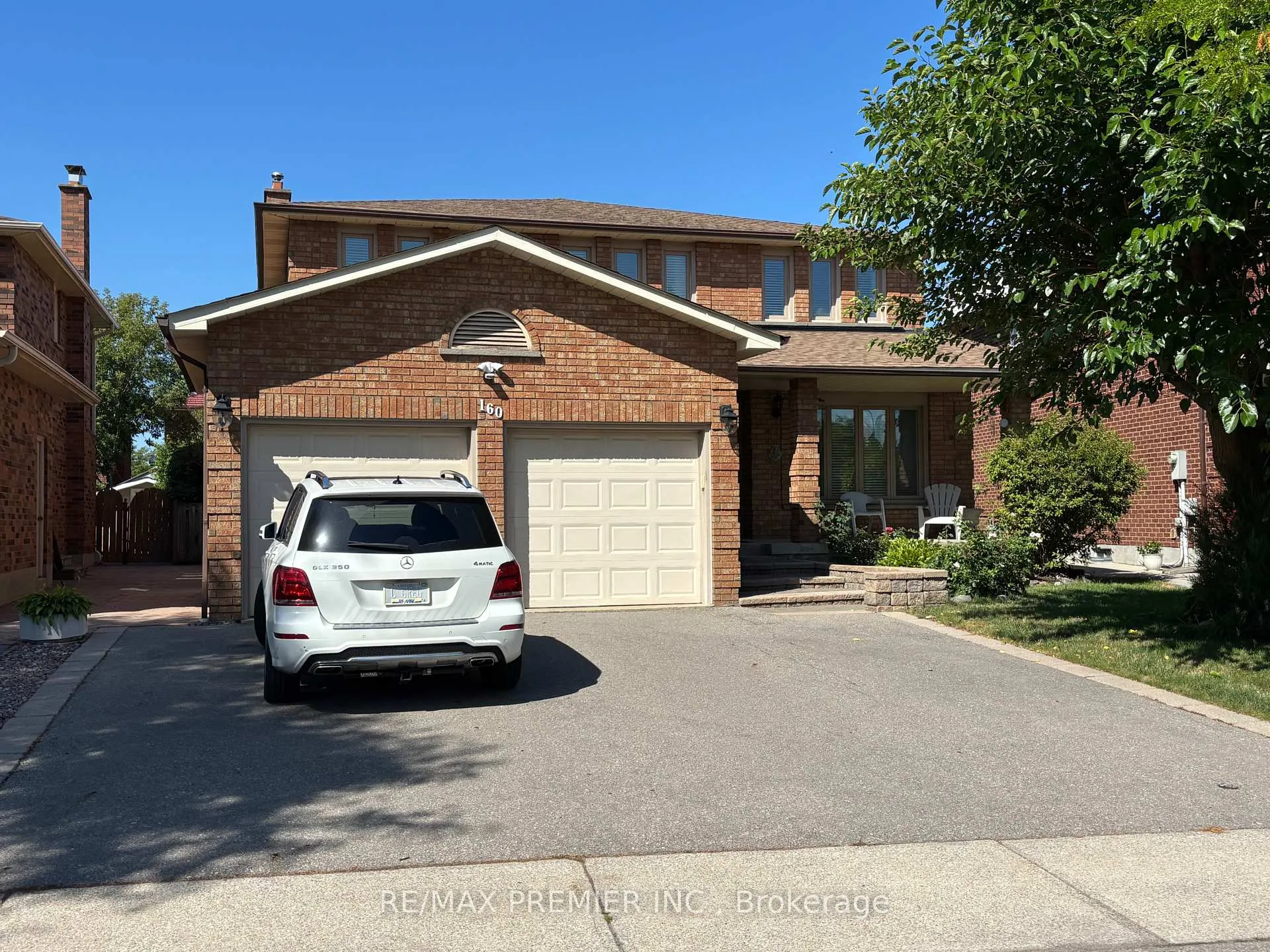 Front of 160 Fiori Drive