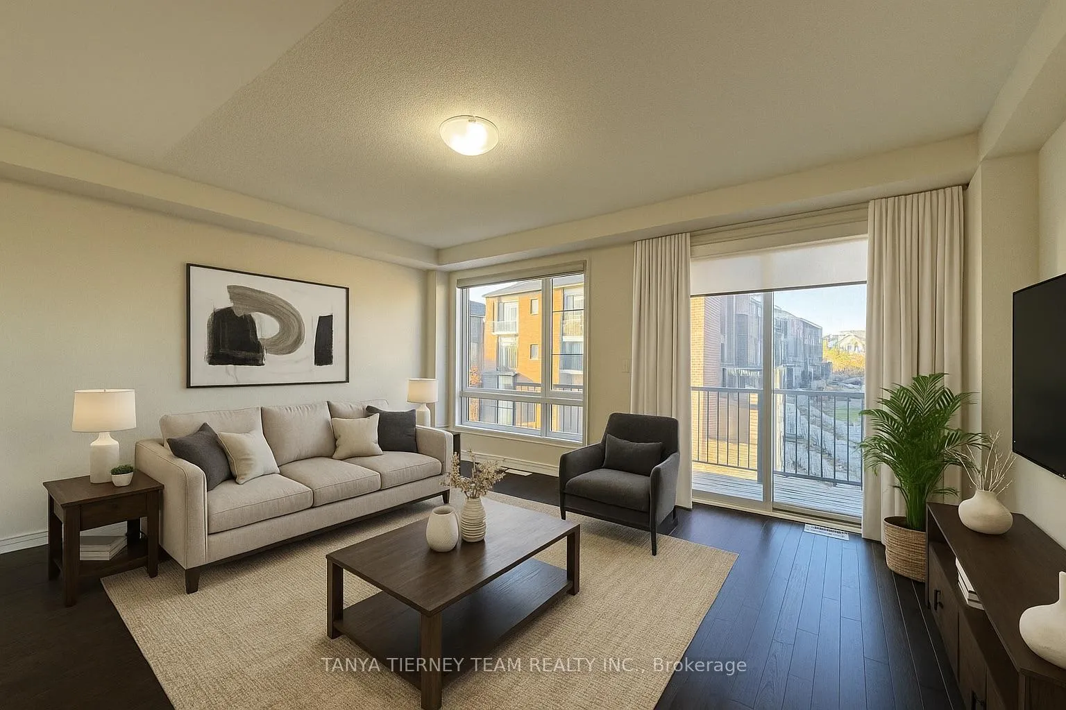 Photo 8 of 288 Carnwith Drive E, Whitby, Brooklin — HOMEH